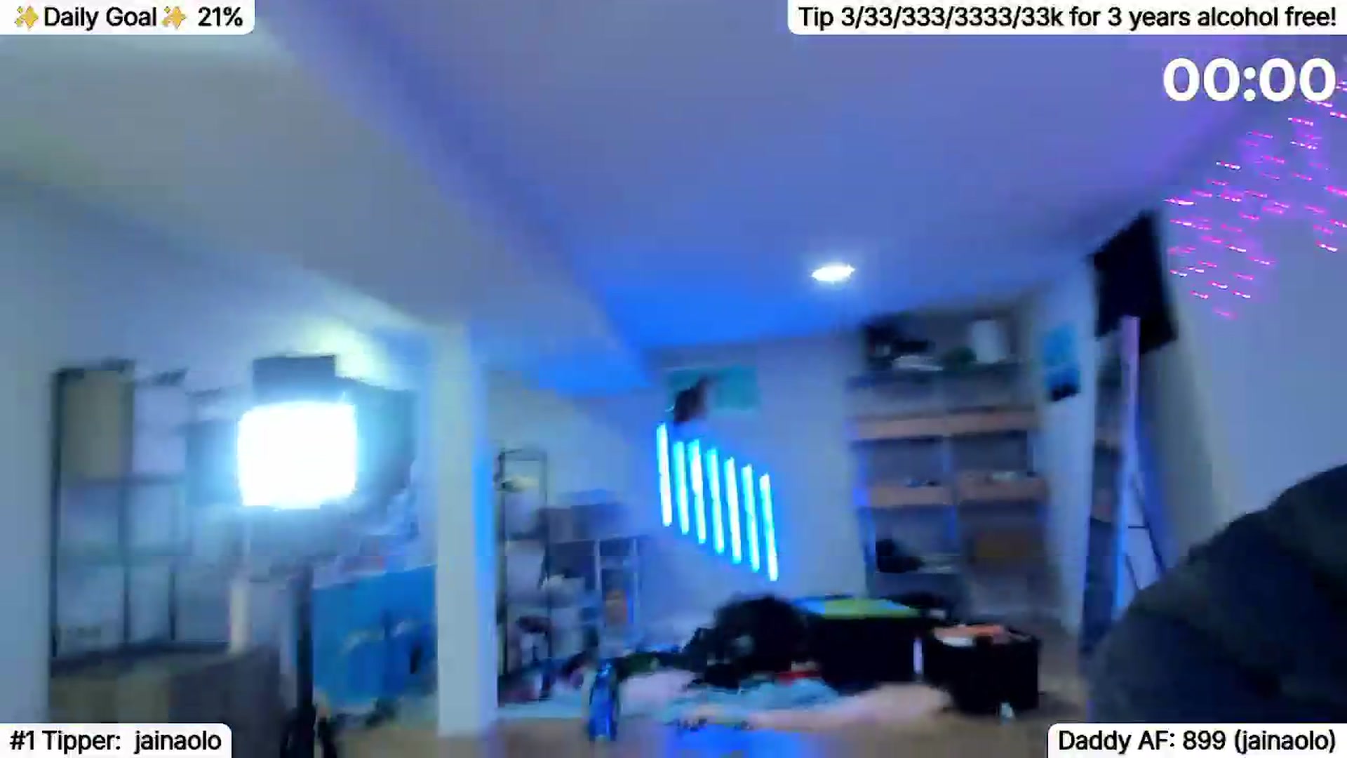 Gallery image thumbnail from TheSharkQueen's myfreecams stream on, 07/19/2026, 24:14 image 4 of 20