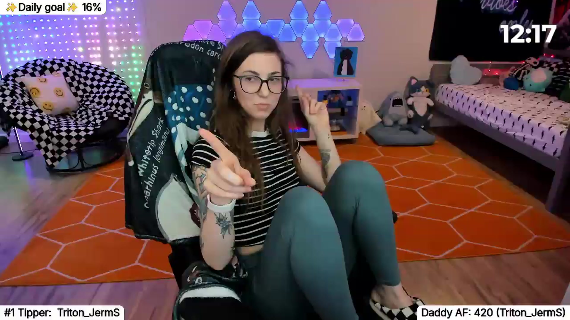 Gallery image thumbnail from TheSharkQueen's myfreecams stream on, 08/07/2026, 01:36 image 6 of 20