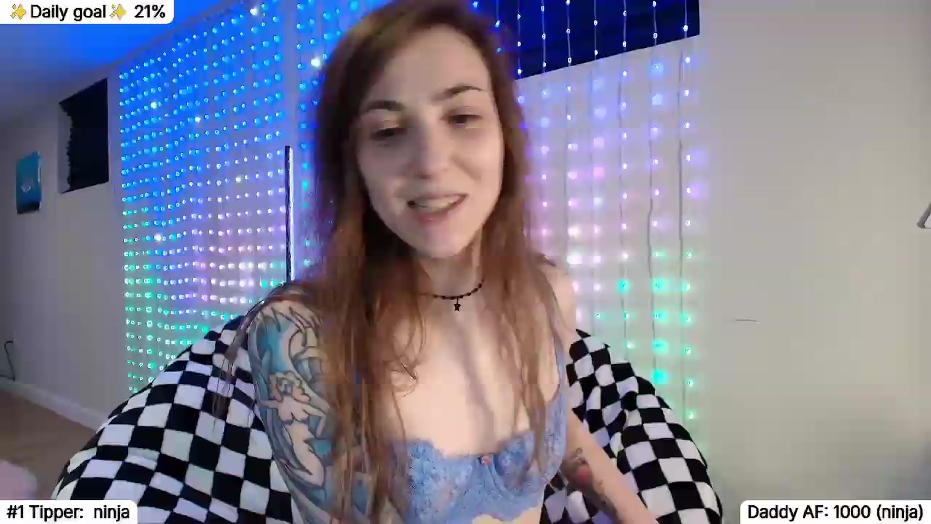 Gallery image thumbnail from TheSharkQueen's myfreecams stream on, 08/15/2026, 04:54 image 7 of 20