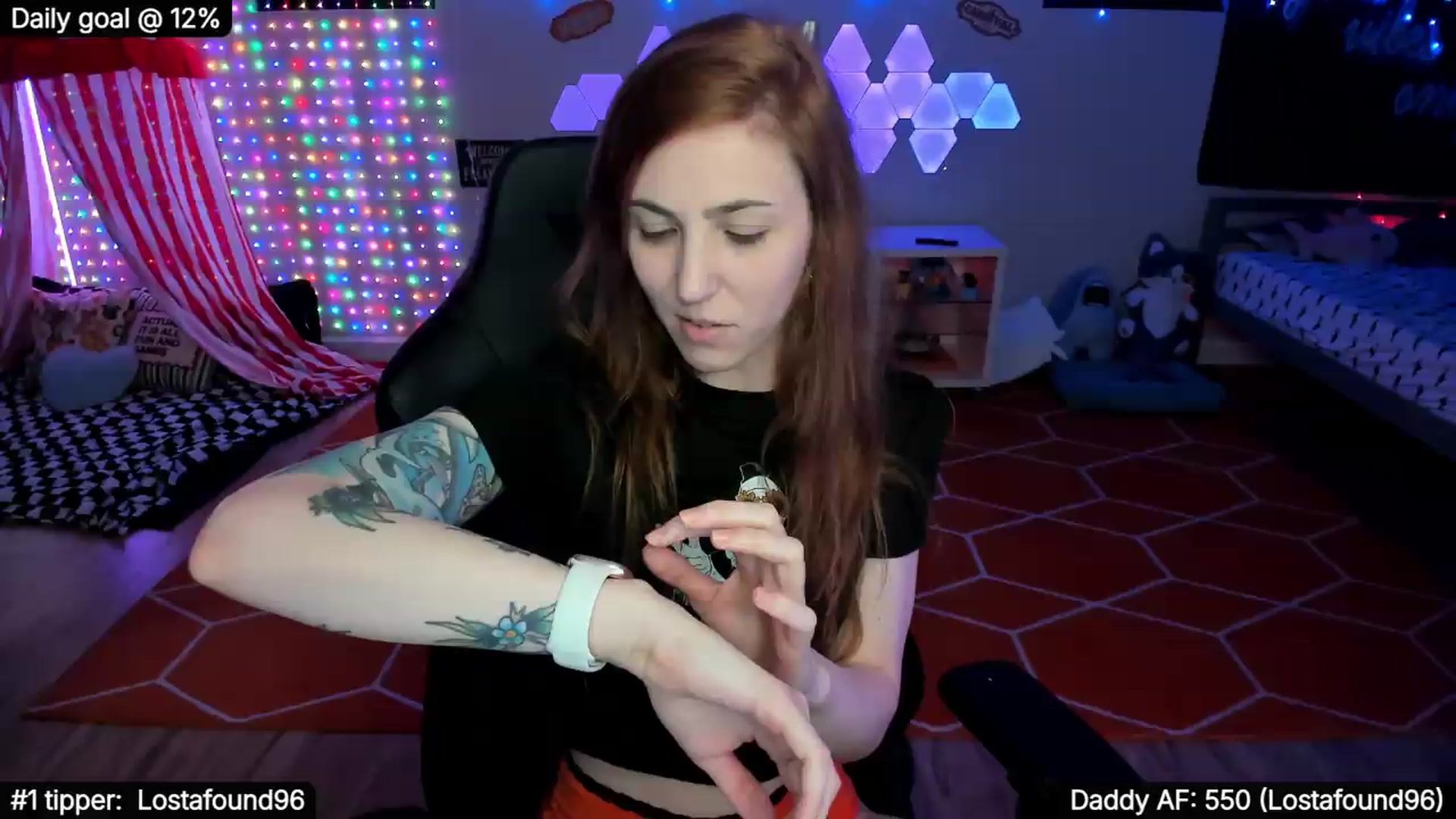 Gallery image thumbnail from TheSharkQueen's myfreecams stream on, 10/02/2026, 03:37 image 2 of 20