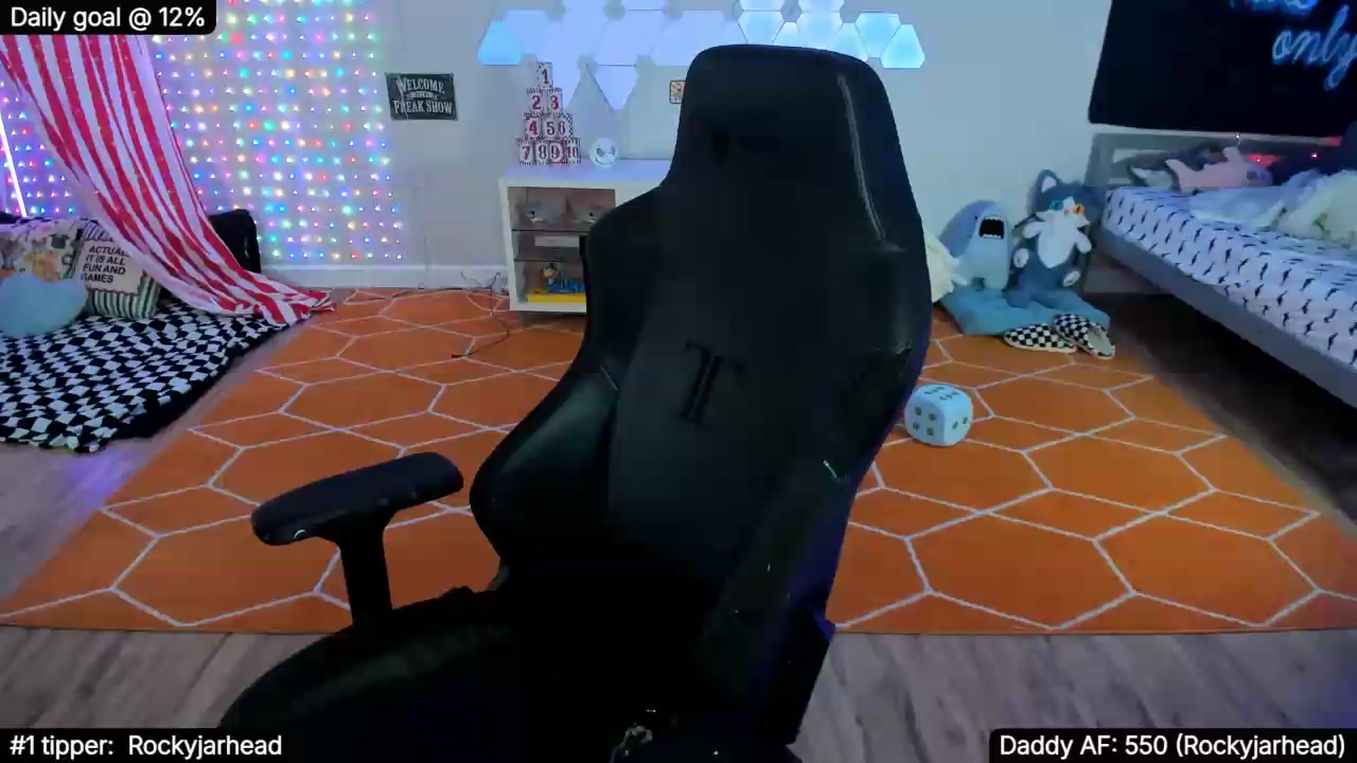 Gallery image thumbnail from TheSharkQueen's myfreecams stream on, 10/03/2026, 06:37 image 3 of 20