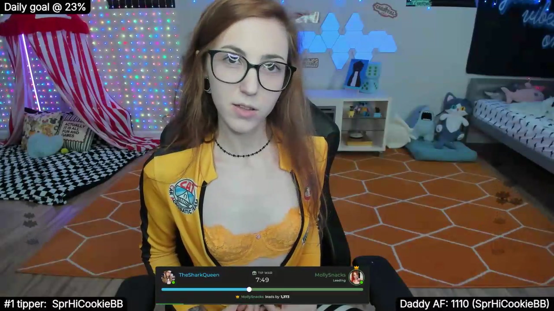 Gallery image thumbnail from TheSharkQueen's myfreecams stream on, 10/04/2026, 01:32 image 8 of 20