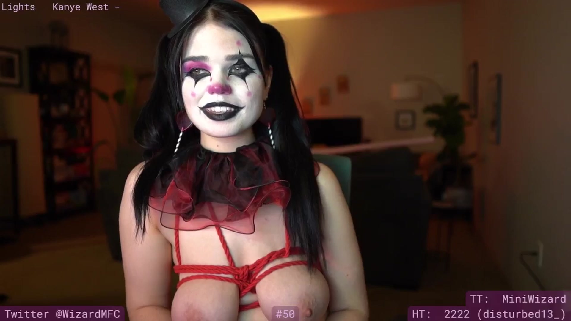Gallery image thumbnail from TheVVizard's myfreecams stream on, 11/01/2024, 10:20 image 18 of 20