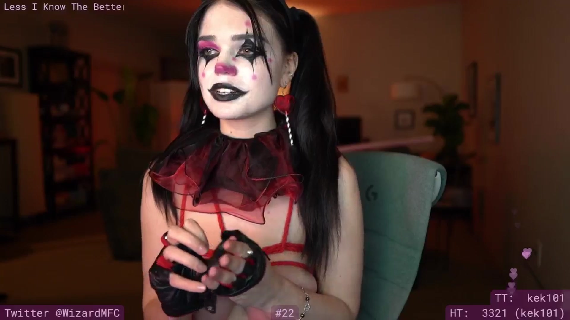 Gallery image thumbnail from TheVVizard's myfreecams stream on, 11/01/2024, 10:20 image 19 of 20