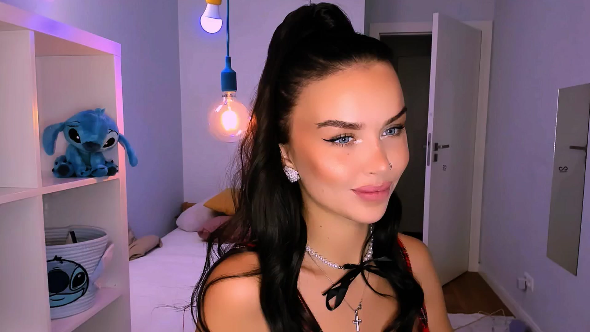 Gallery image thumbnail from TheWizardJenn's myfreecams stream on, 07/30/2025, 10:13 image 3 of 20
