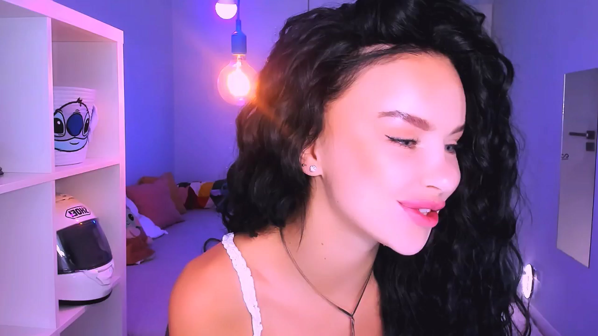 Gallery image thumbnail from TheWizardJenn's myfreecams stream on, 08/15/2025, 10:19 image 3 of 20