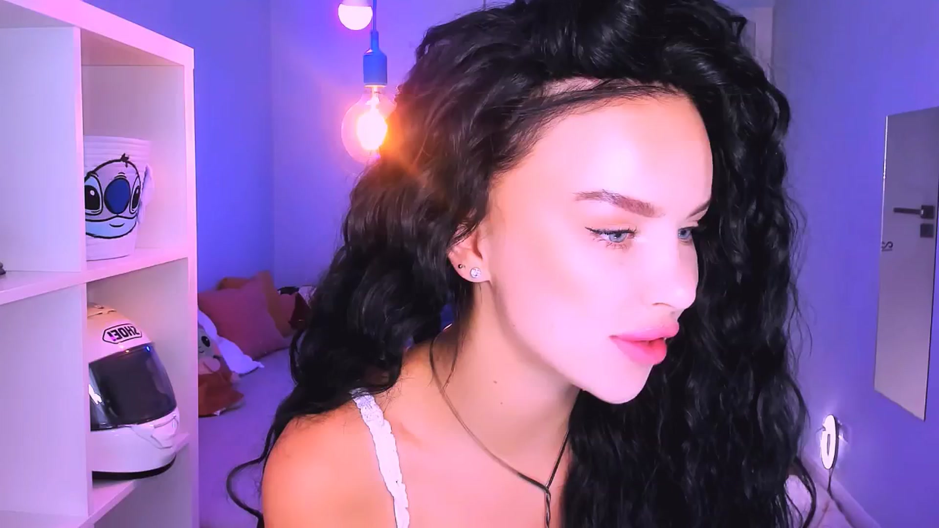 Gallery image thumbnail from TheWizardJenn's myfreecams stream on, 08/15/2025, 10:19 image 2 of 20