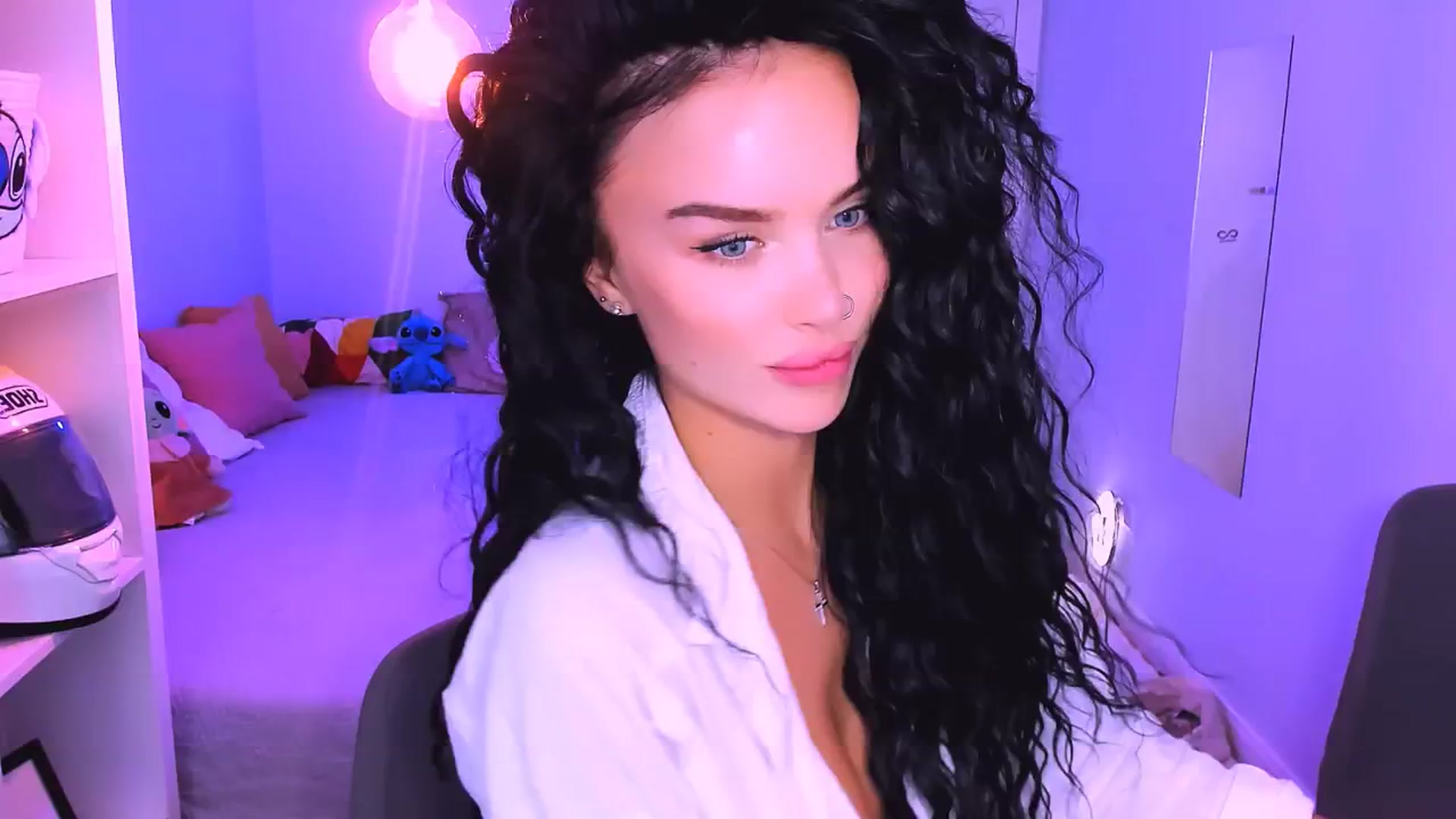 Gallery image thumbnail from TheWizardJenn's myfreecams stream on, 08/15/2025, 15:58 image 19 of 20