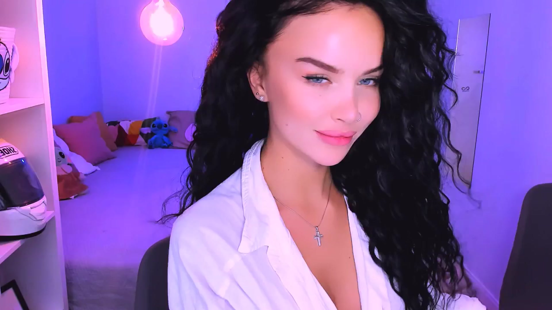 Gallery image thumbnail from TheWizardJenn's myfreecams stream on, 08/15/2025, 15:58 image 6 of 20
