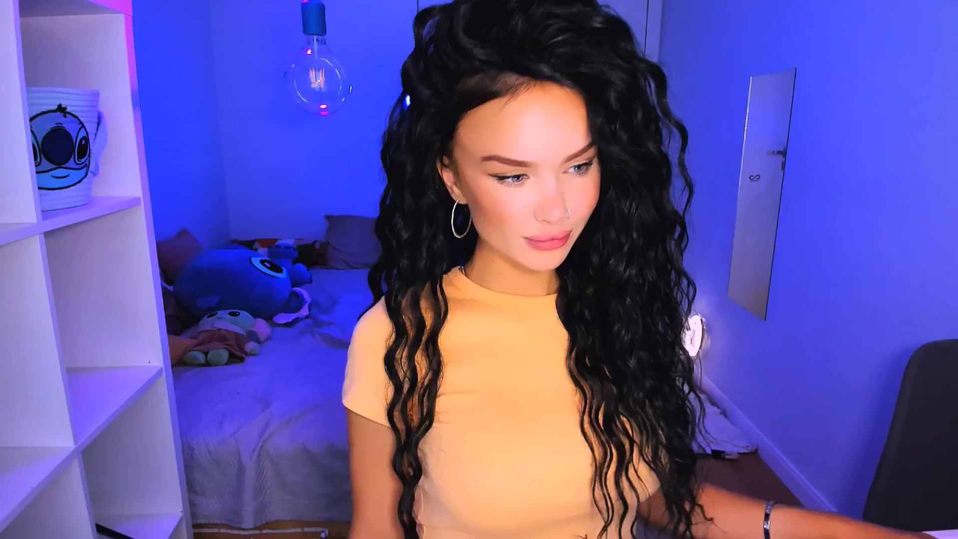Gallery image thumbnail from TheWizardJenn's myfreecams stream on, 08/19/2025, 14:35 image 13 of 20