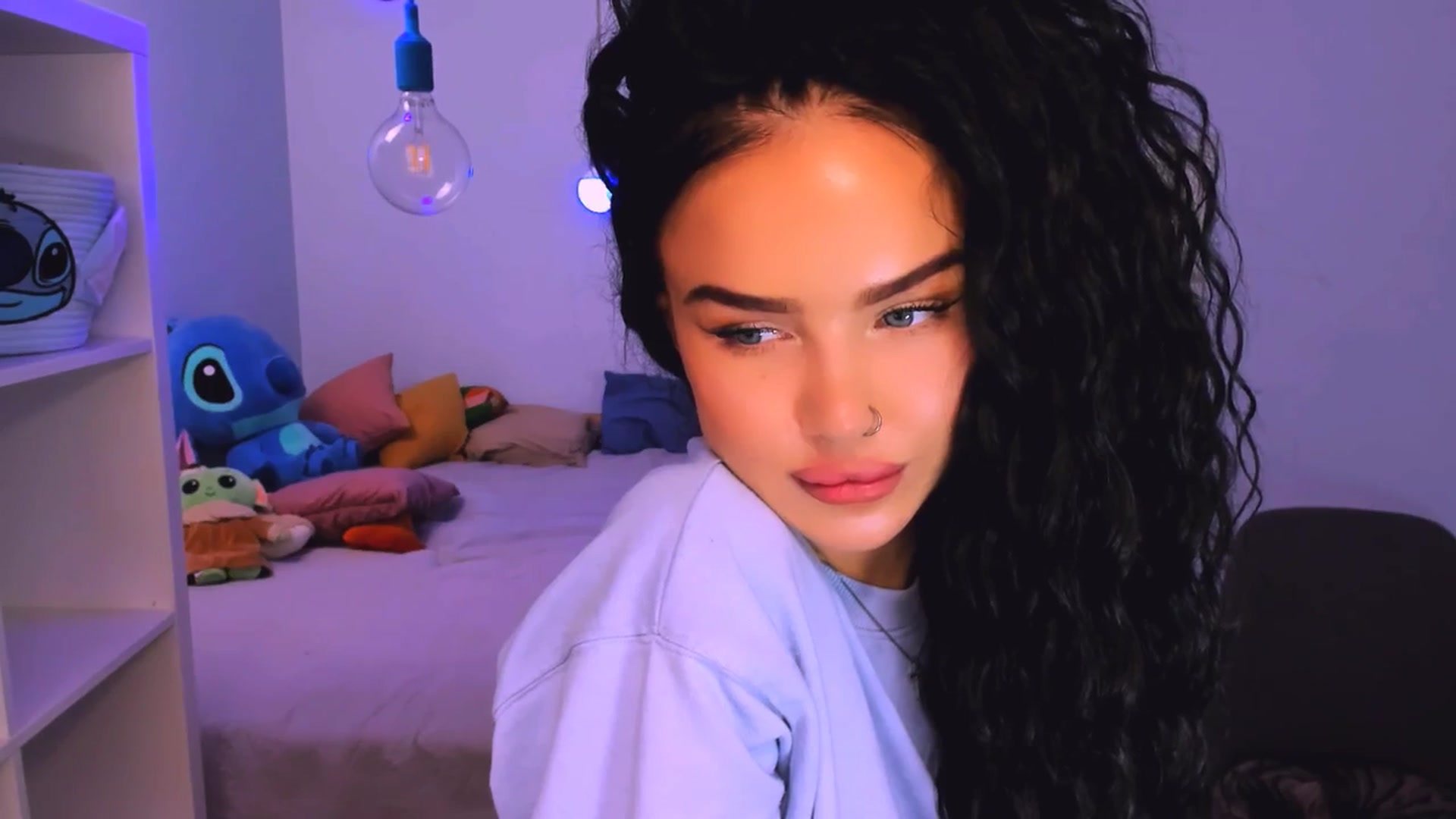 Gallery image thumbnail from TheWizardJenn's myfreecams stream on, 08/26/2025, 14:08 image 16 of 20