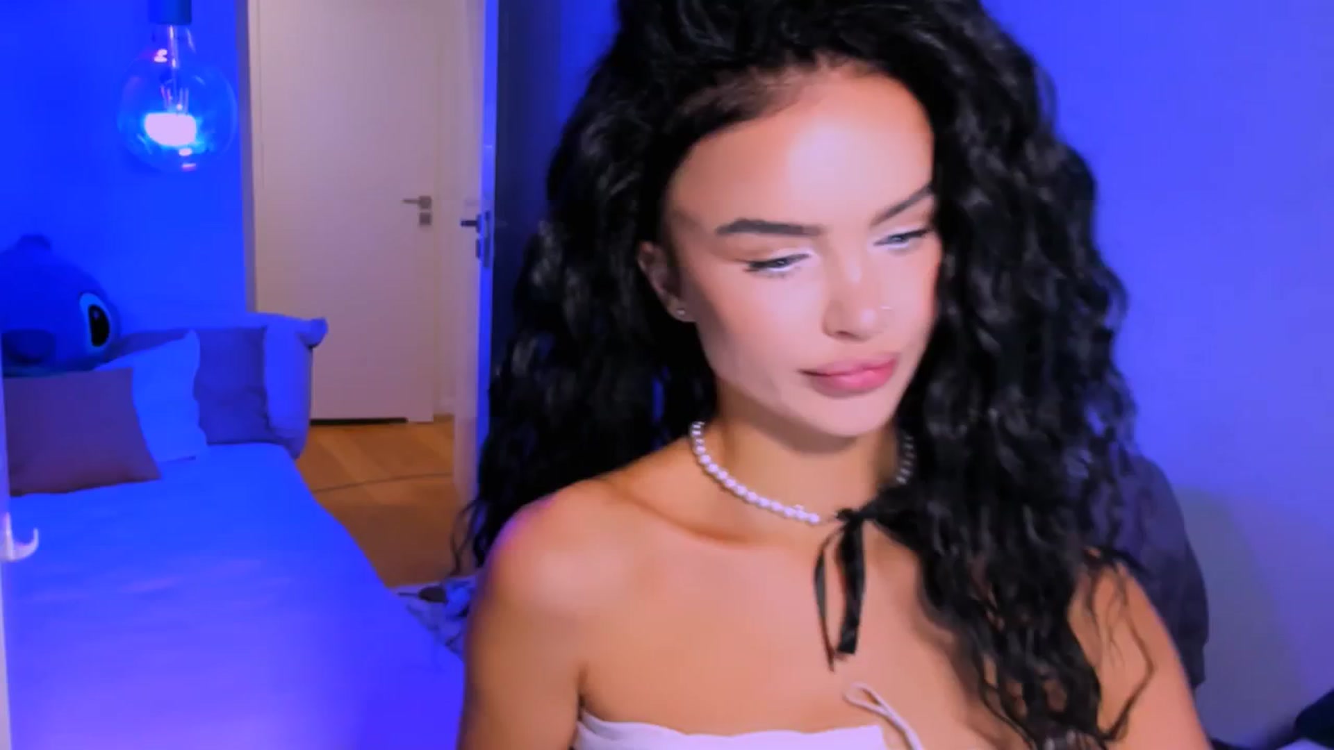 Gallery image thumbnail from TheWizardJenn's myfreecams stream on, 08/30/2025, 18:32 image 18 of 20