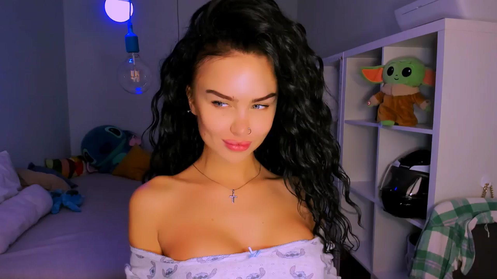Gallery image thumbnail from TheWizardJenn's myfreecams stream on, 09/15/2025, 12:25 image 7 of 20