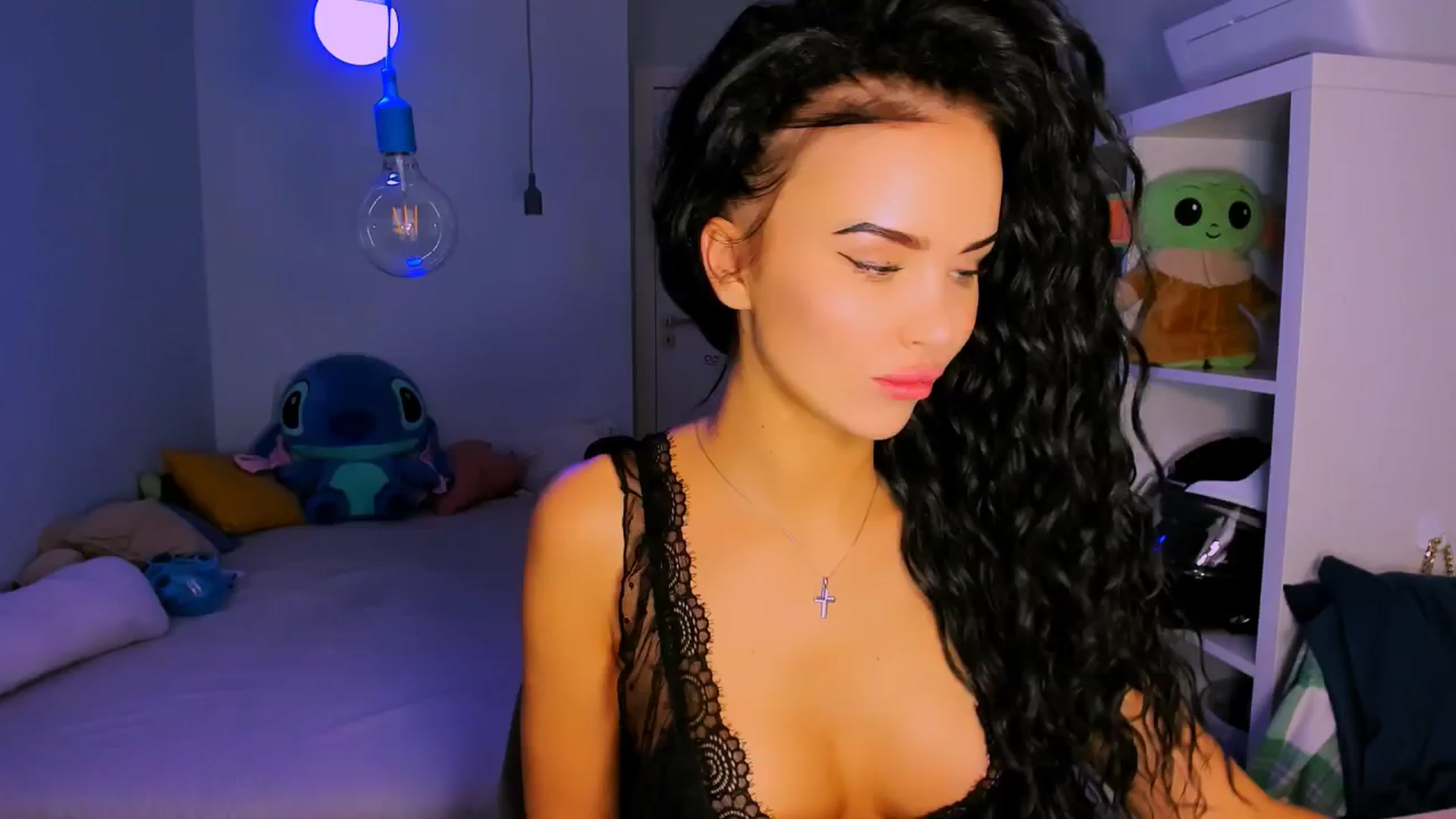 Gallery image thumbnail from TheWizardJenn's myfreecams stream on, 09/16/2025, 16:40 image 3 of 20