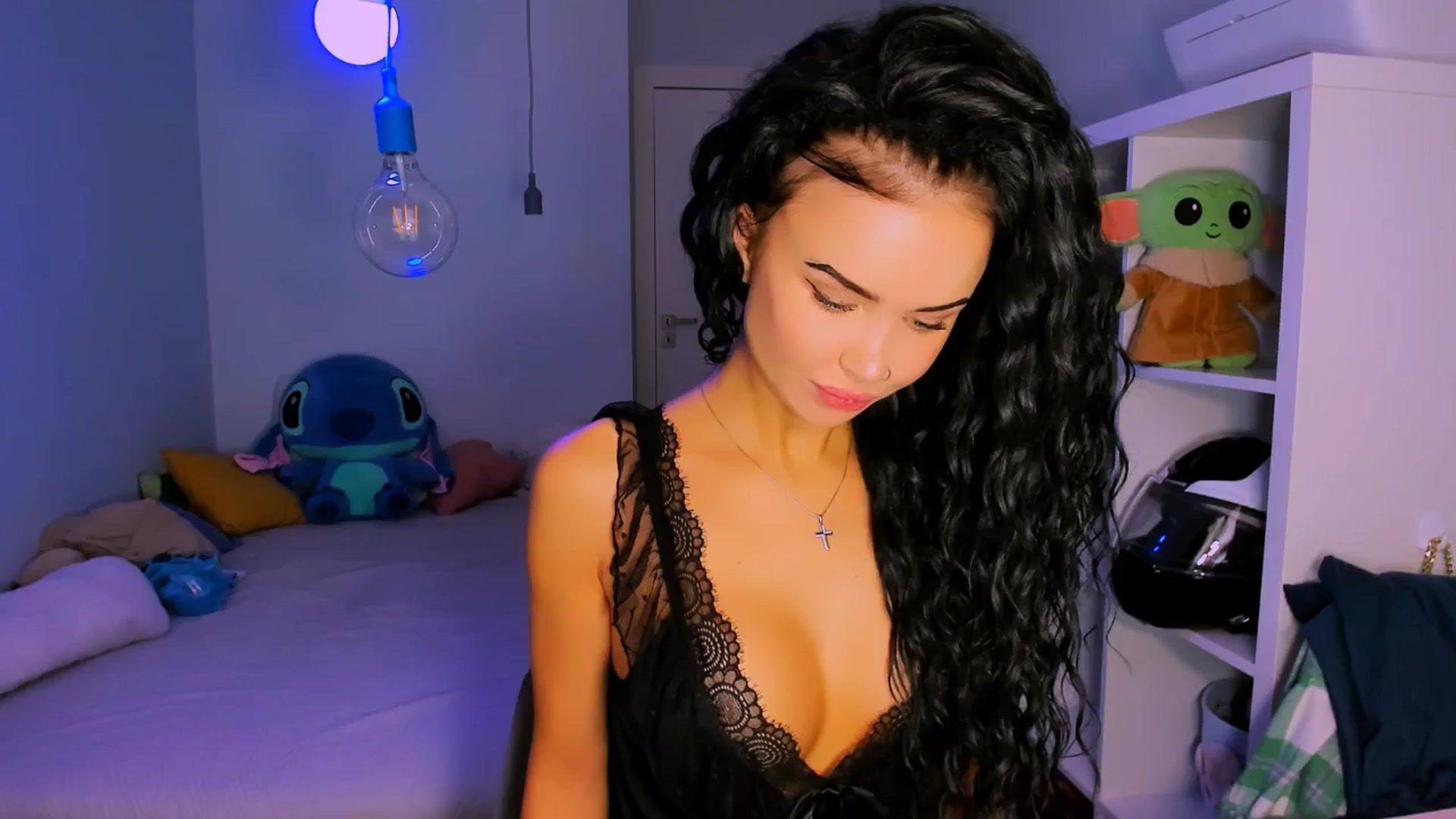Gallery image thumbnail from TheWizardJenn's myfreecams stream on, 09/16/2025, 16:40 image 2 of 20