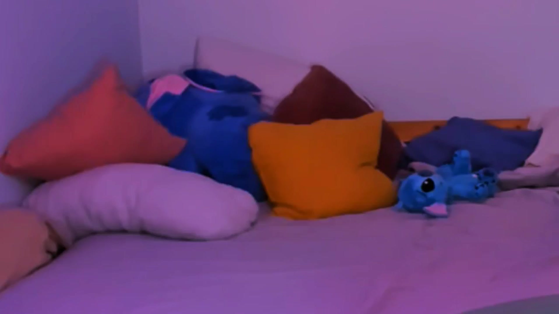 Gallery image thumbnail from TheWizardJenn's myfreecams stream on, 09/18/2025, 20:24 image 16 of 20