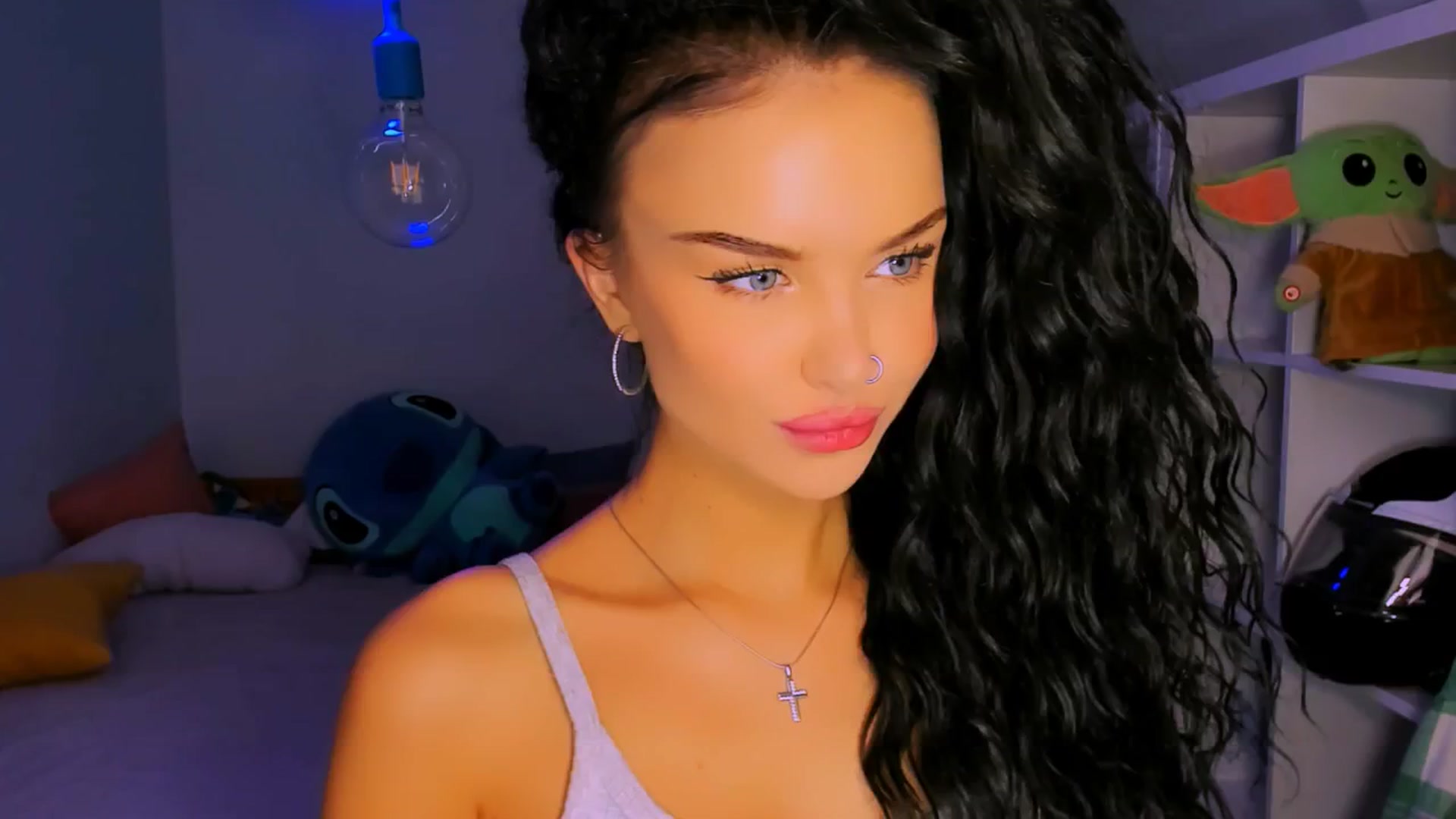 Gallery image thumbnail from TheWizardJenn's myfreecams stream on, 09/20/2025, 13:37 image 5 of 20