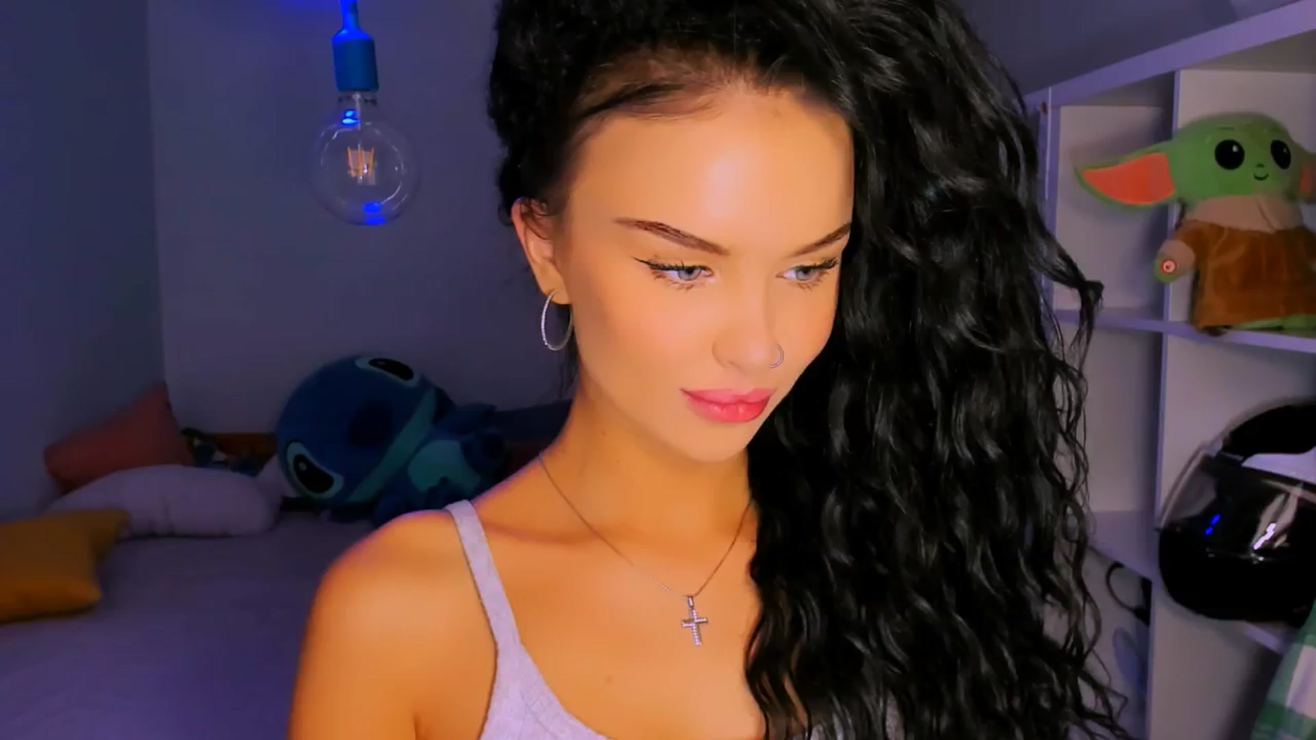 Gallery image thumbnail from TheWizardJenn's myfreecams stream on, 09/20/2025, 13:37 image 4 of 20