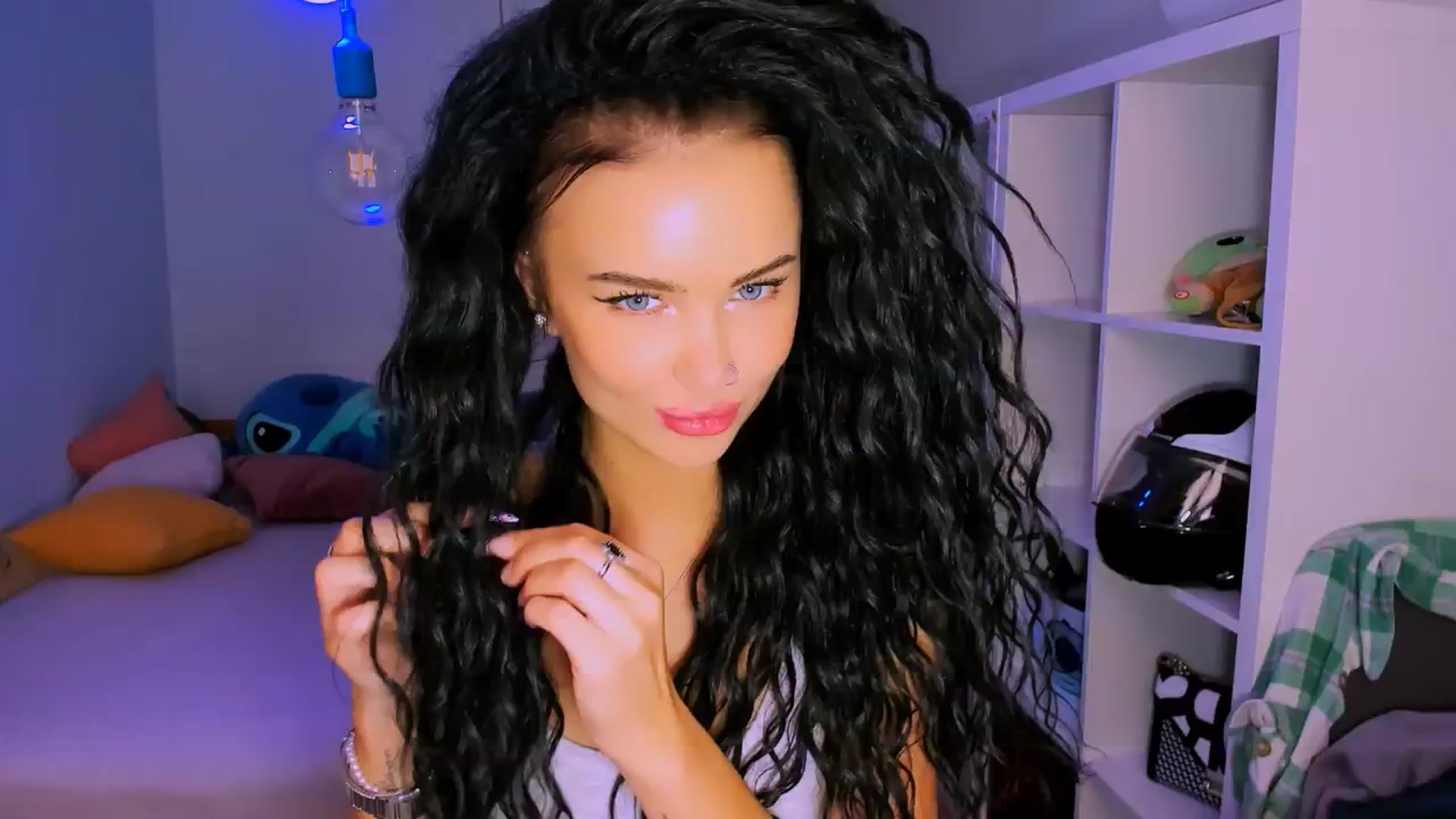 Gallery image thumbnail from TheWizardJenn's myfreecams stream on, 09/23/2025, 13:14 image 16 of 20