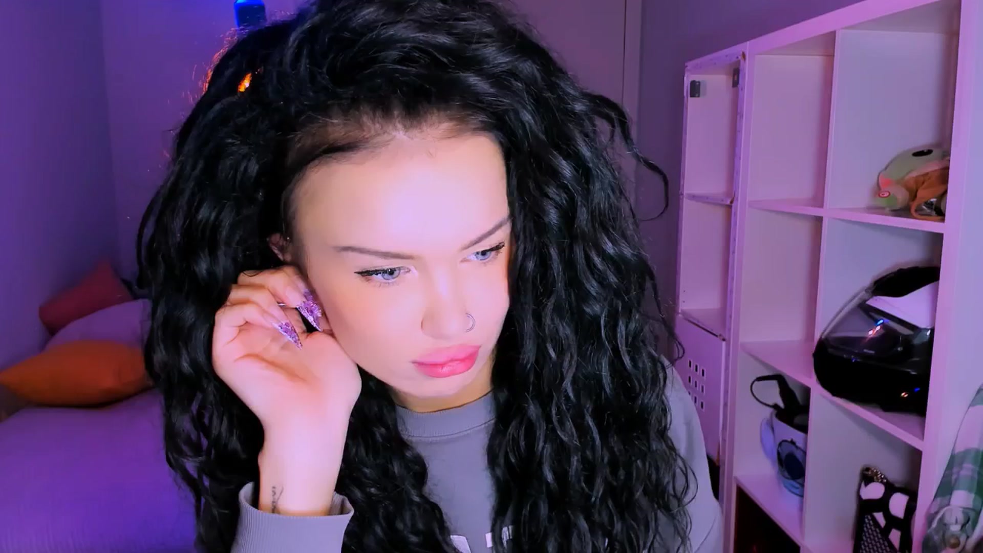 Gallery image thumbnail from TheWizardJenn's myfreecams stream on, 09/24/2025, 17:22 image 5 of 20