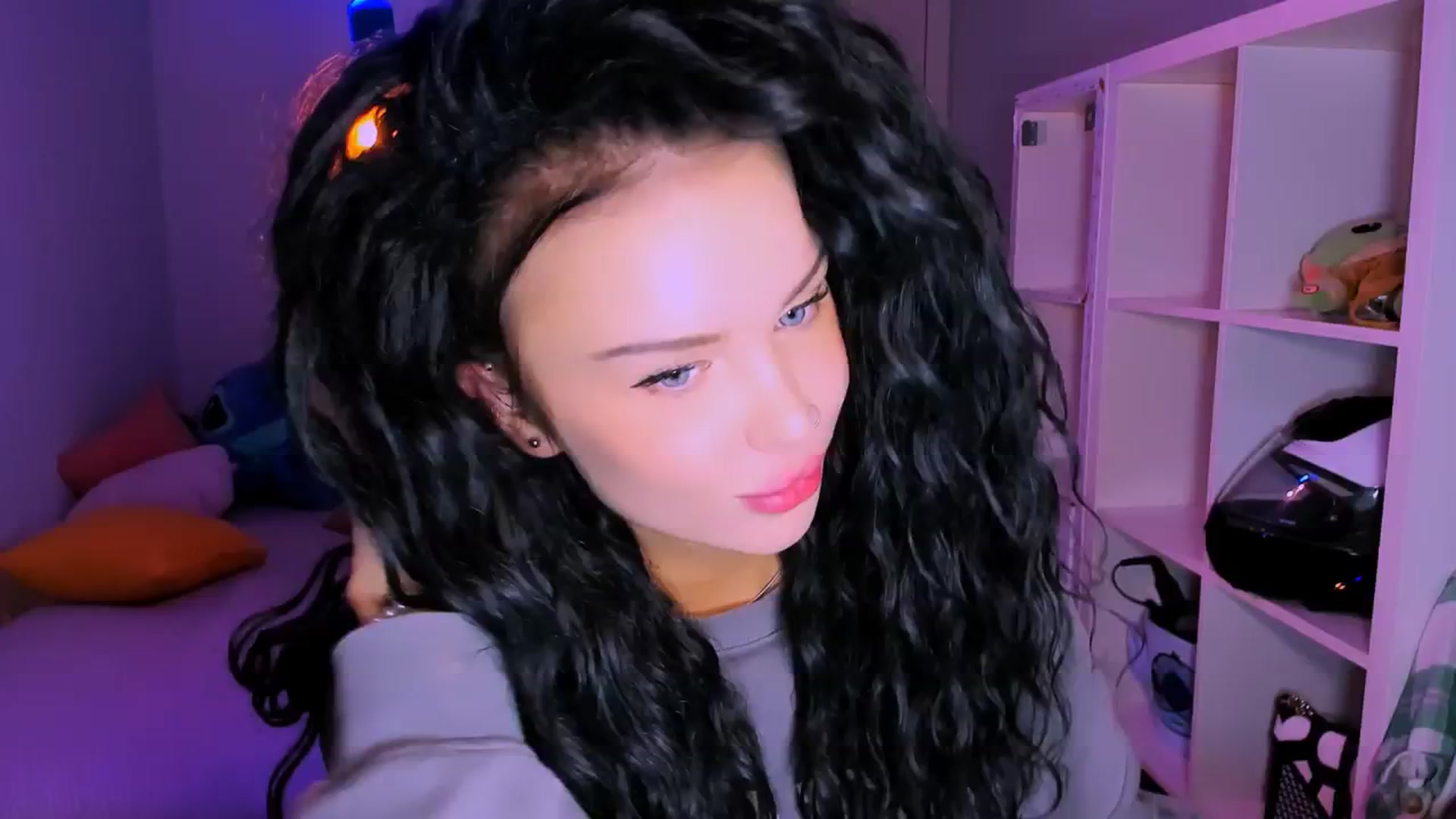 Gallery image thumbnail from TheWizardJenn's myfreecams stream on, 09/24/2025, 17:22 image 17 of 20