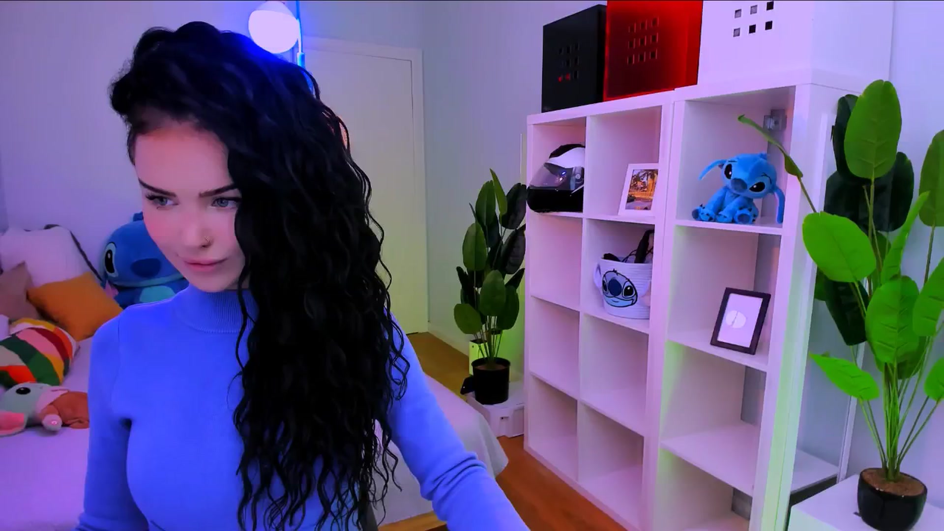 Gallery image thumbnail from TheWizardJenn's myfreecams stream on, 09/29/2025, 15:31 image 11 of 20