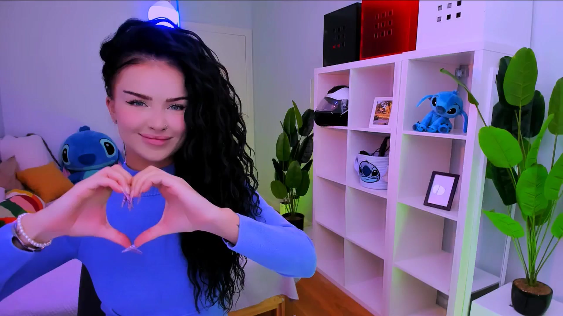 Gallery image thumbnail from TheWizardJenn's myfreecams stream on, 09/29/2025, 15:31 image 12 of 20