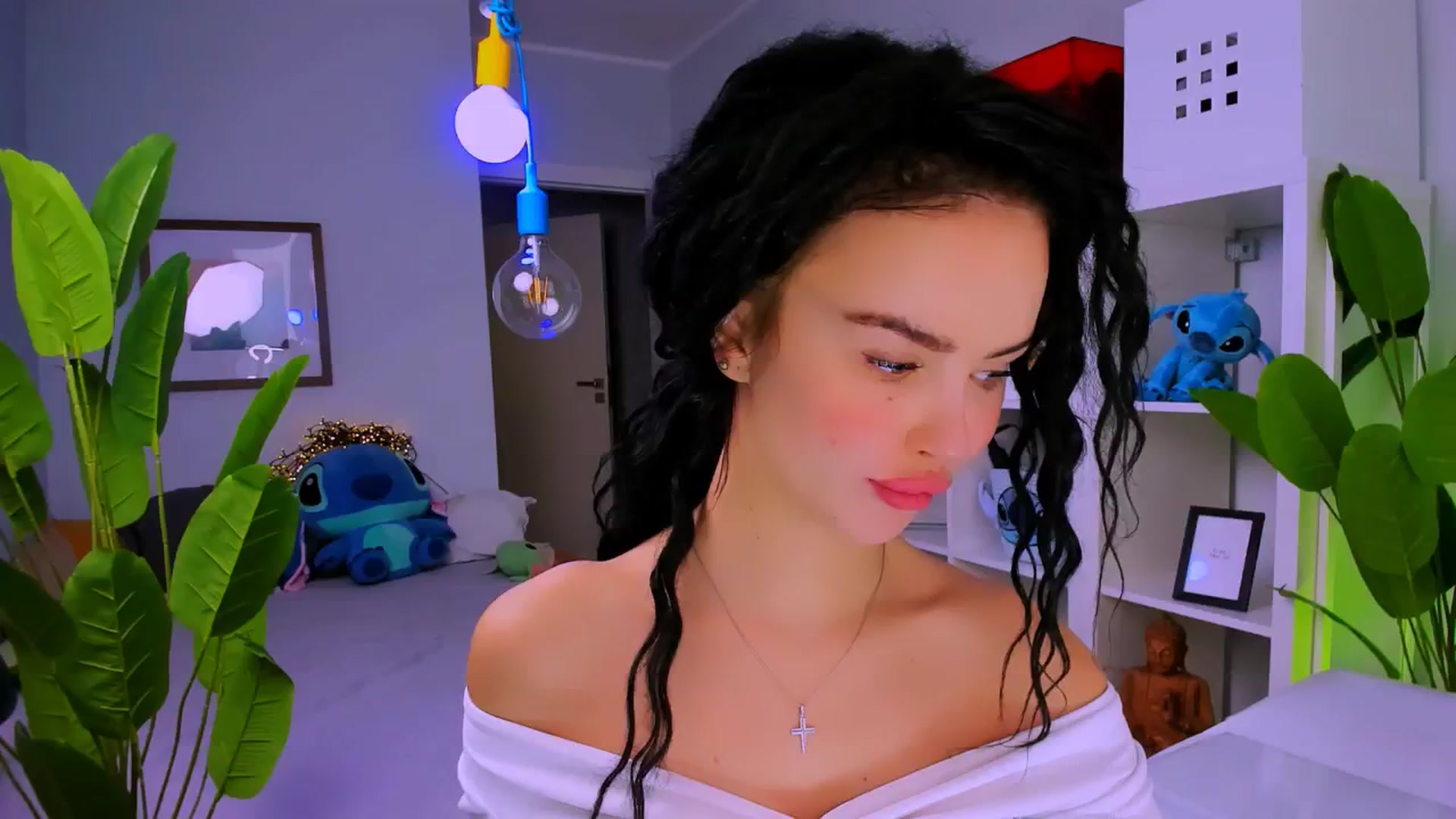 Gallery image thumbnail from TheWizardJenn's myfreecams stream on, 10/04/2025, 09:34 image 9 of 20
