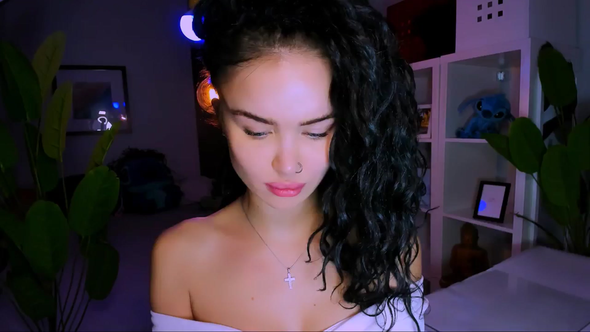 Gallery image thumbnail from TheWizardJenn's myfreecams stream on, 10/04/2025, 16:30 image 13 of 20