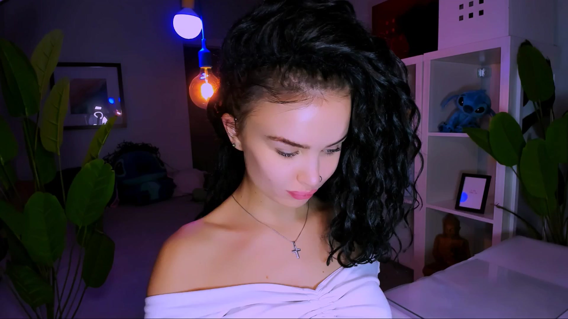 Gallery image thumbnail from TheWizardJenn's myfreecams stream on, 10/04/2025, 16:30 image 18 of 20