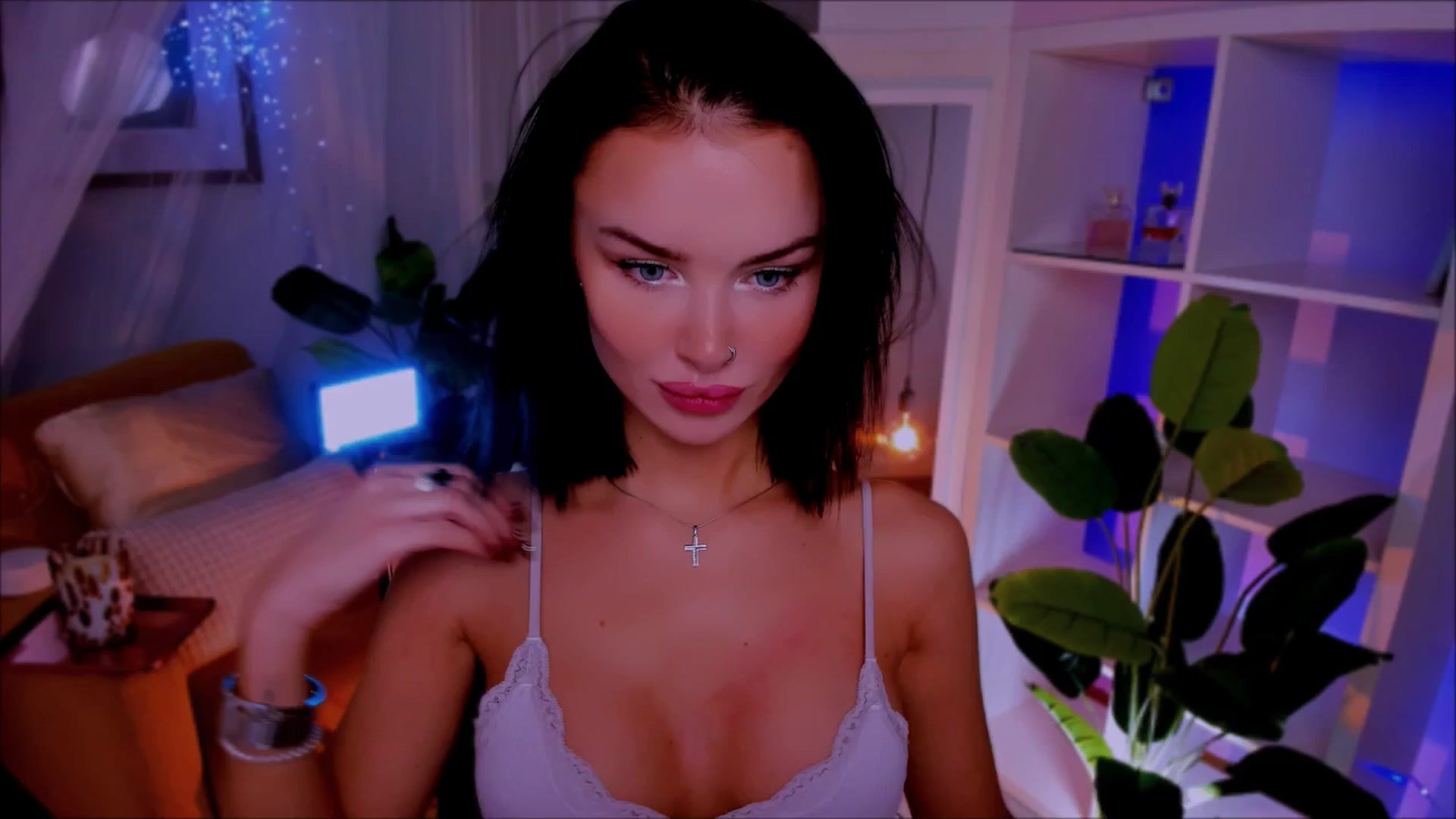 Gallery image thumbnail from TheWizardJenn's myfreecams stream on, 10/28/2025, 16:59 image 15 of 20