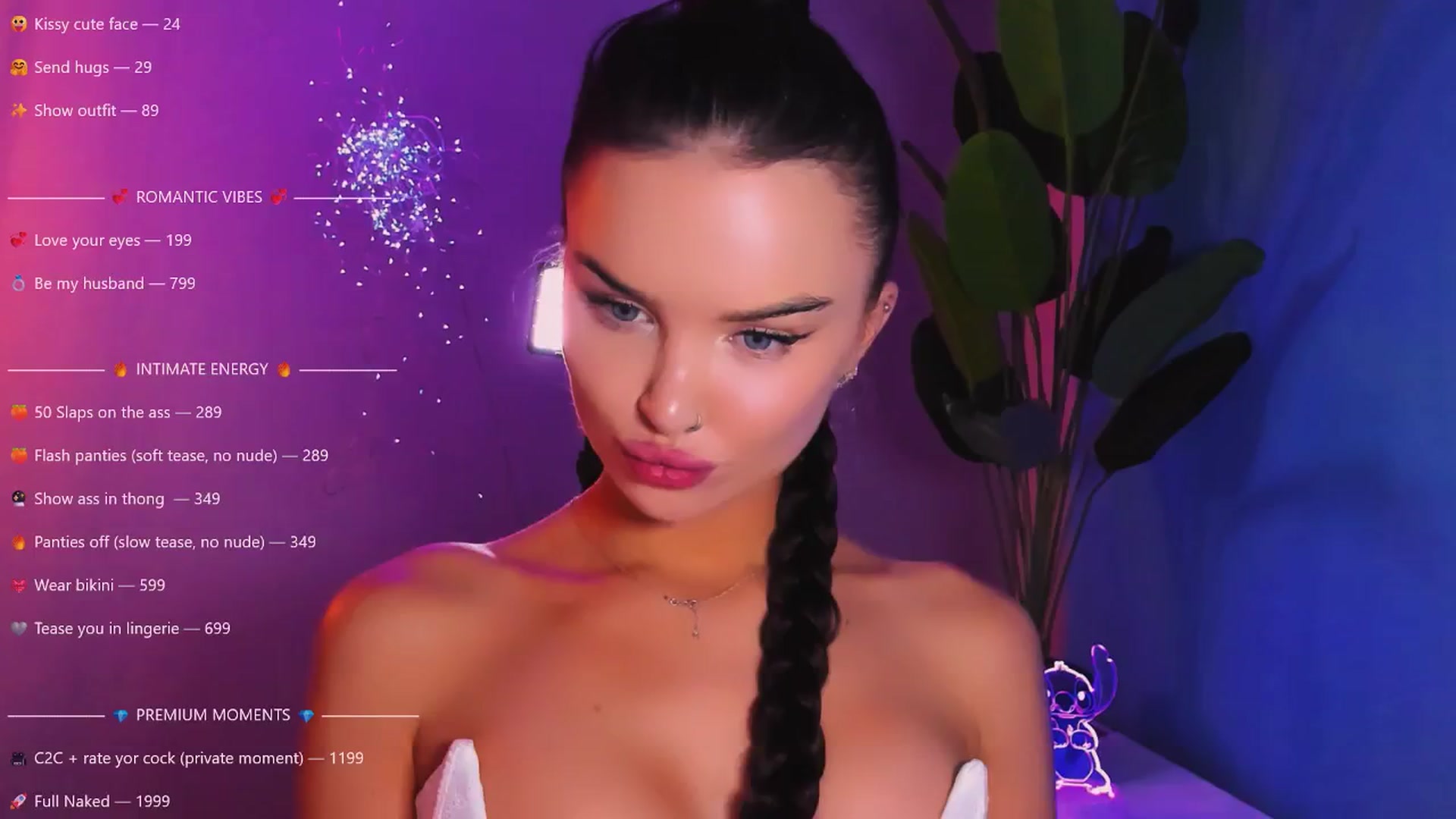 Gallery image thumbnail from TheWizardJenn's myfreecams stream on, 12/04/2025, 16:15 image 11 of 20