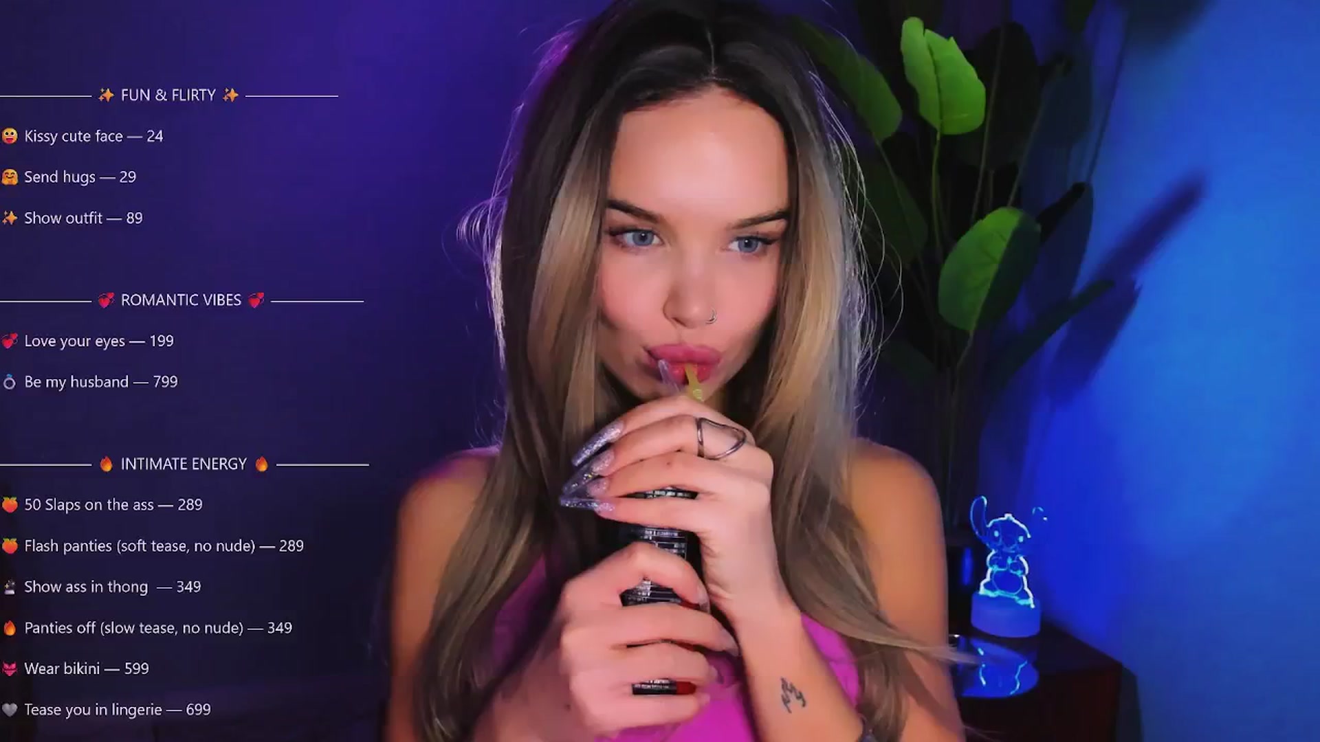 Gallery image thumbnail from TheWizardJenn's myfreecams stream on, 12/09/2025, 13:49 image 18 of 20