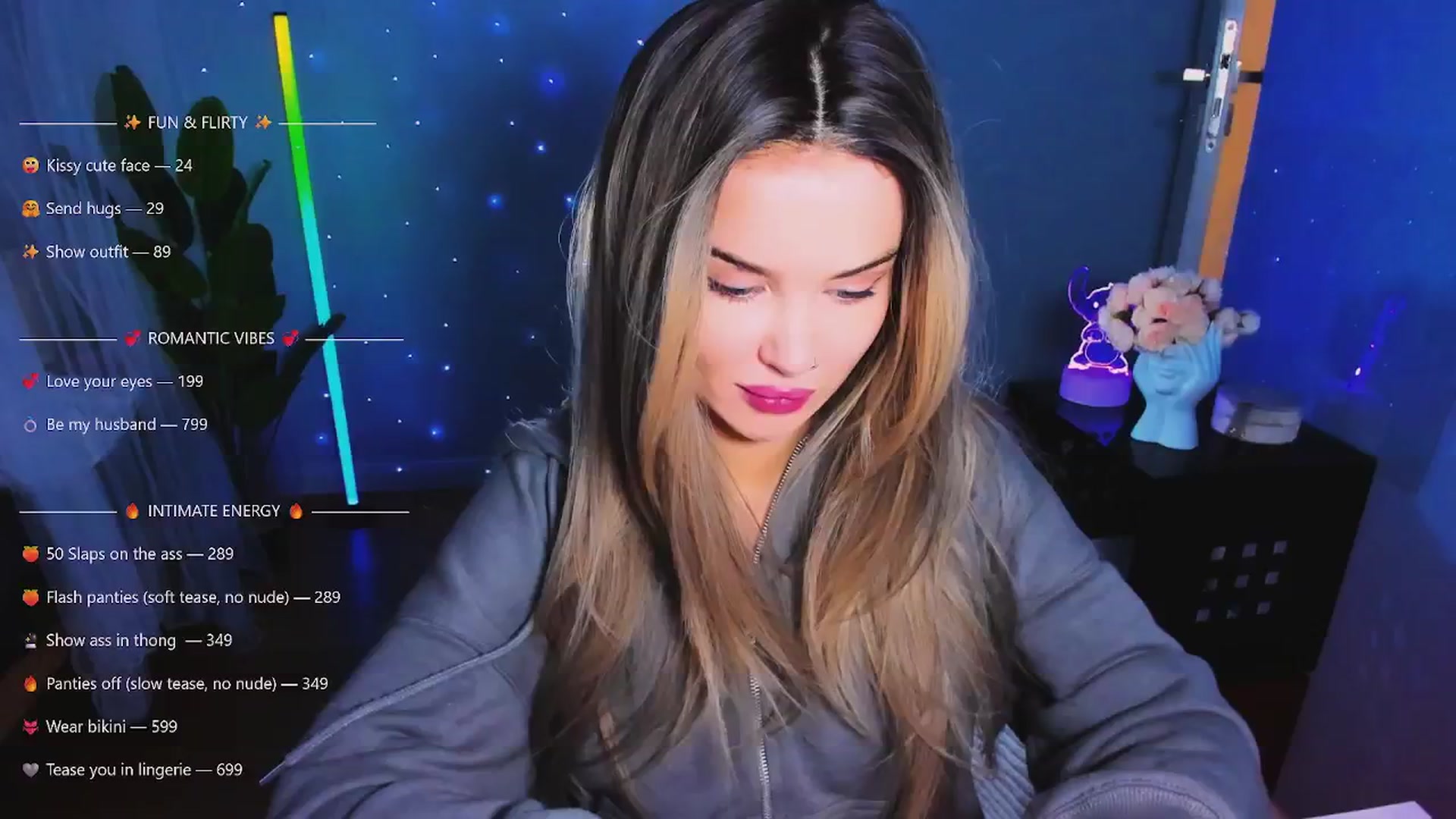 Gallery image thumbnail from TheWizardJenn's myfreecams stream on, 12/19/2025, 13:54 image 2 of 20