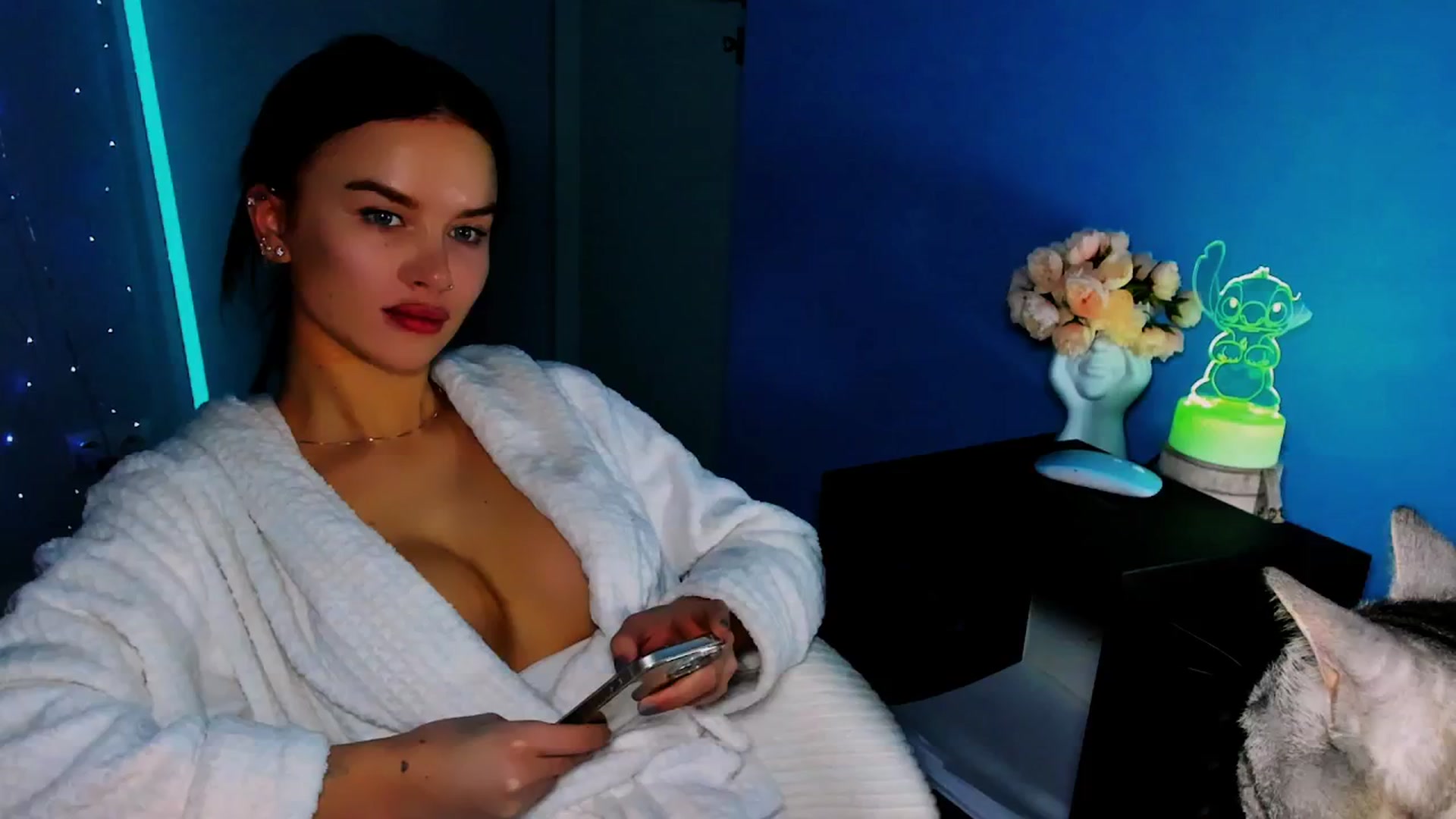 Gallery image thumbnail from TheWizardJenn's myfreecams stream on, 12/20/2025, 14:15 image 6 of 20