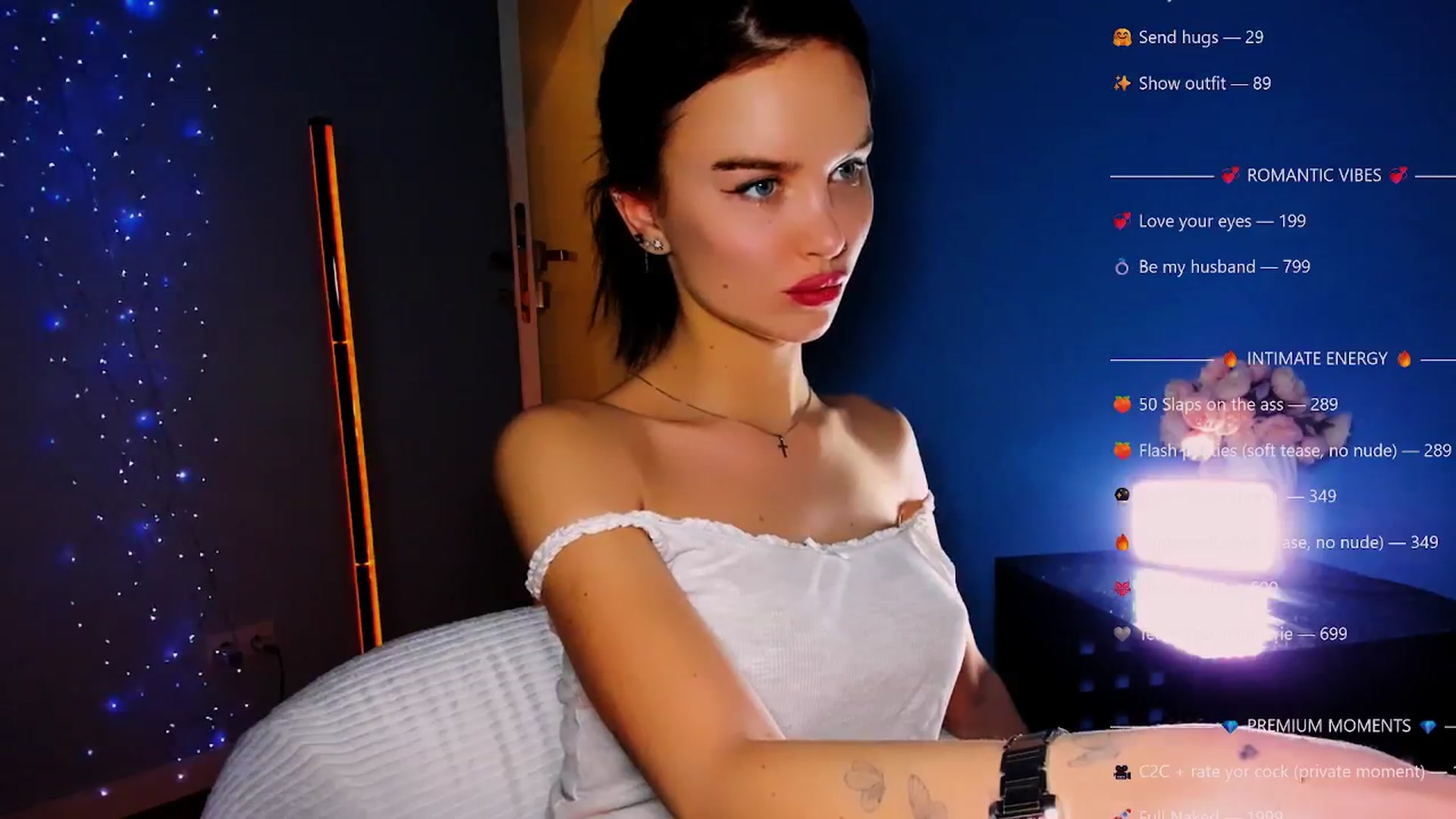 Gallery image thumbnail from TheWizardJenn's myfreecams stream on, 12/23/2025, 19:13 image 11 of 20