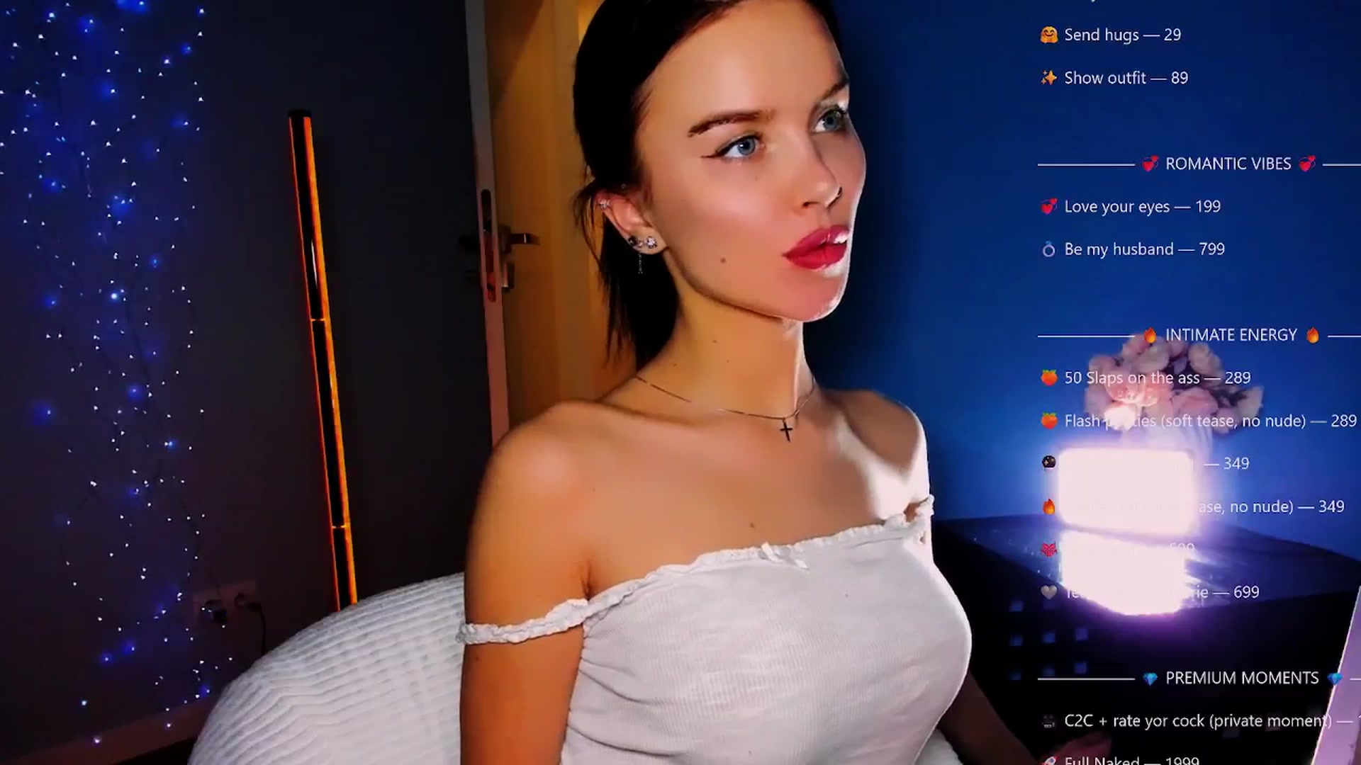 Gallery image thumbnail from TheWizardJenn's myfreecams stream on, 12/23/2025, 19:13 image 19 of 20