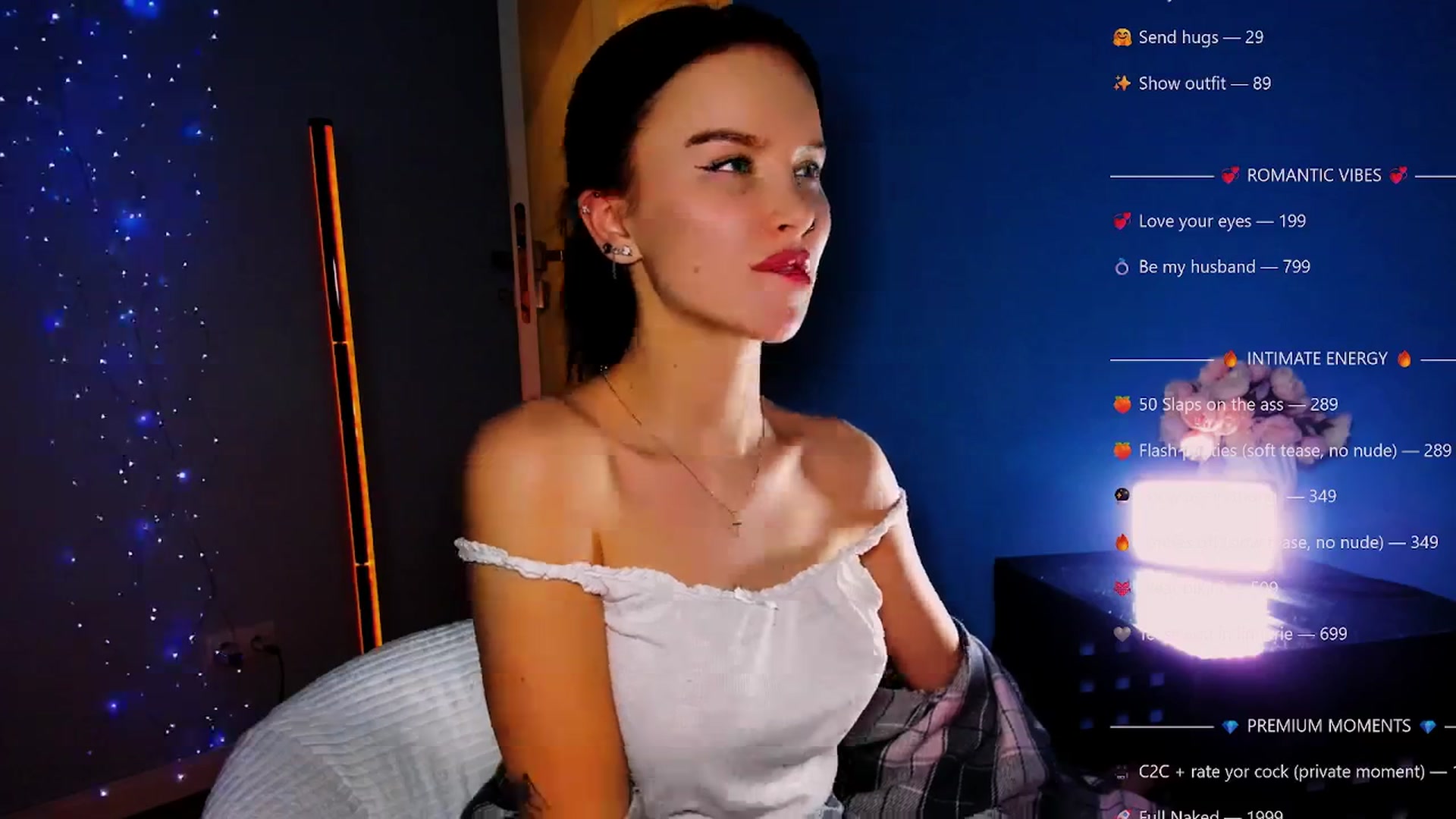 Gallery image thumbnail from TheWizardJenn's myfreecams stream on, 12/23/2025, 19:13 image 4 of 20