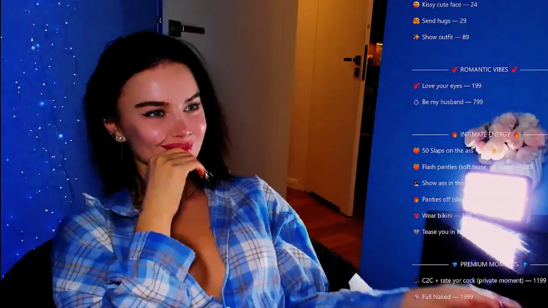 Gallery image thumbnail from TheWizardJenn's myfreecams stream on, 12/24/2025, 22:30 image 11 of 20