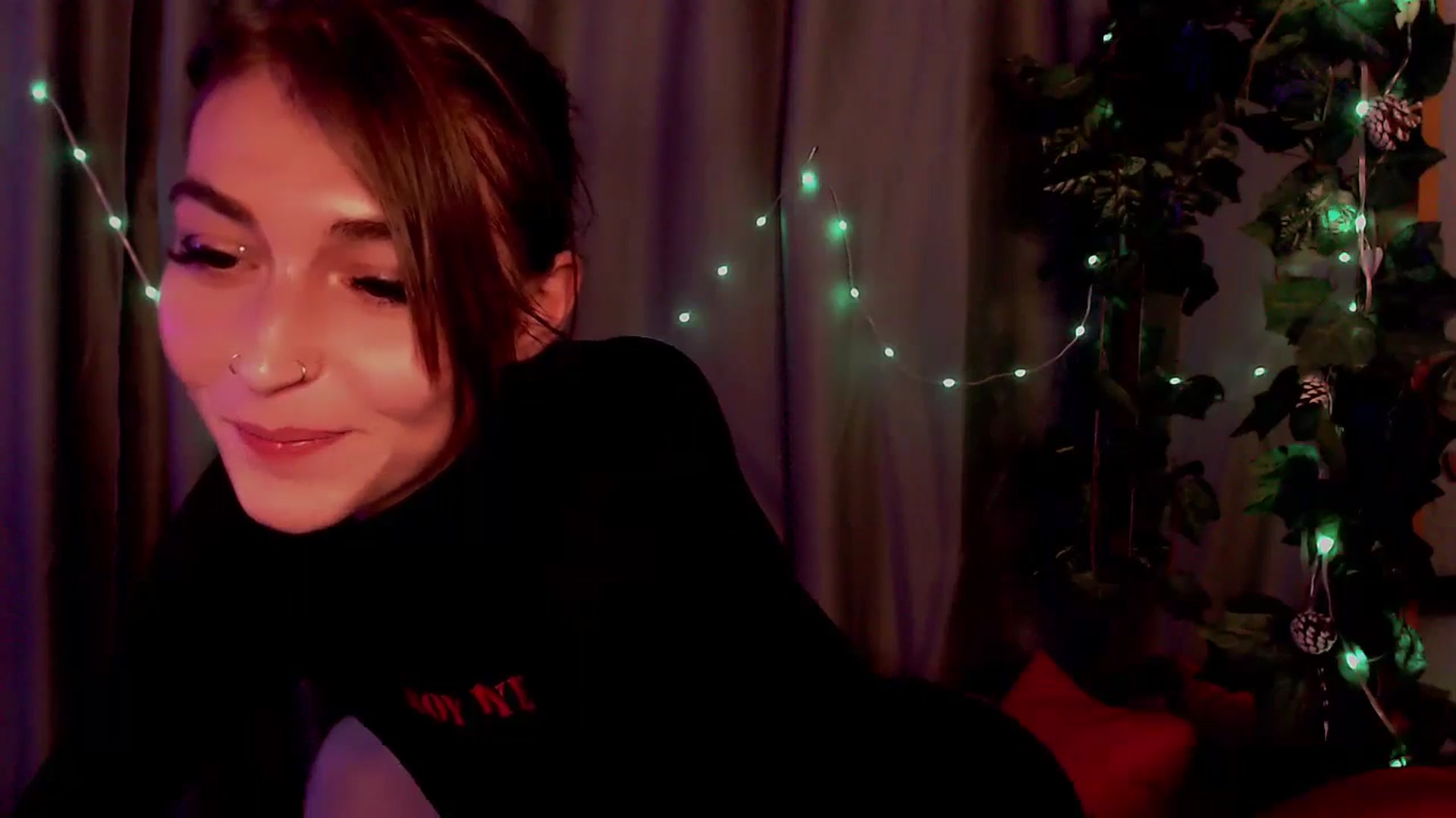 Gallery image thumbnail from The_Best666's myfreecams stream on, 08/27/2023, 13:14 image 14 of 20