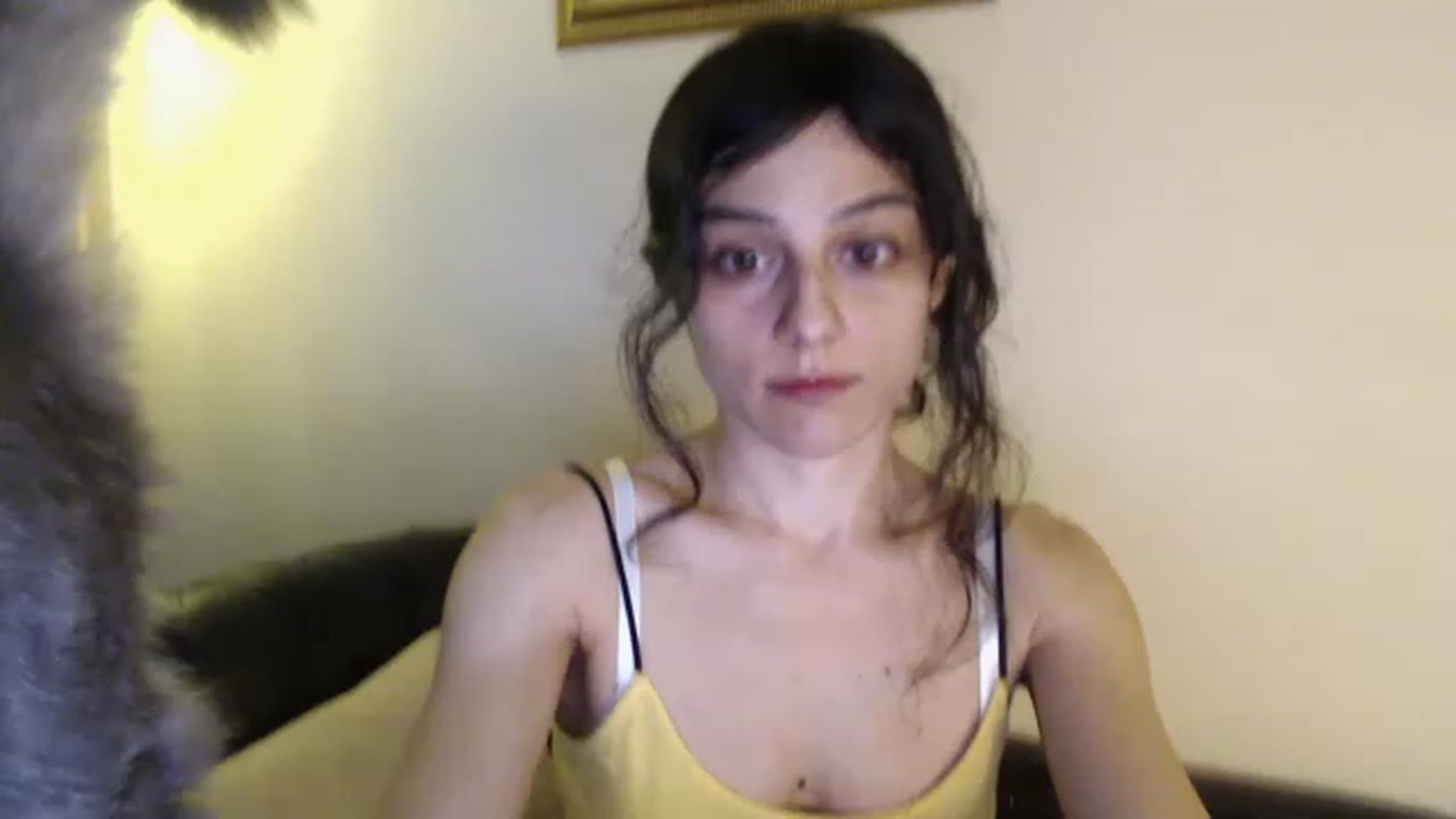 Gallery image thumbnail from The_Dani's myfreecams stream on, 04/01/2023, 07:50 image 16 of 20