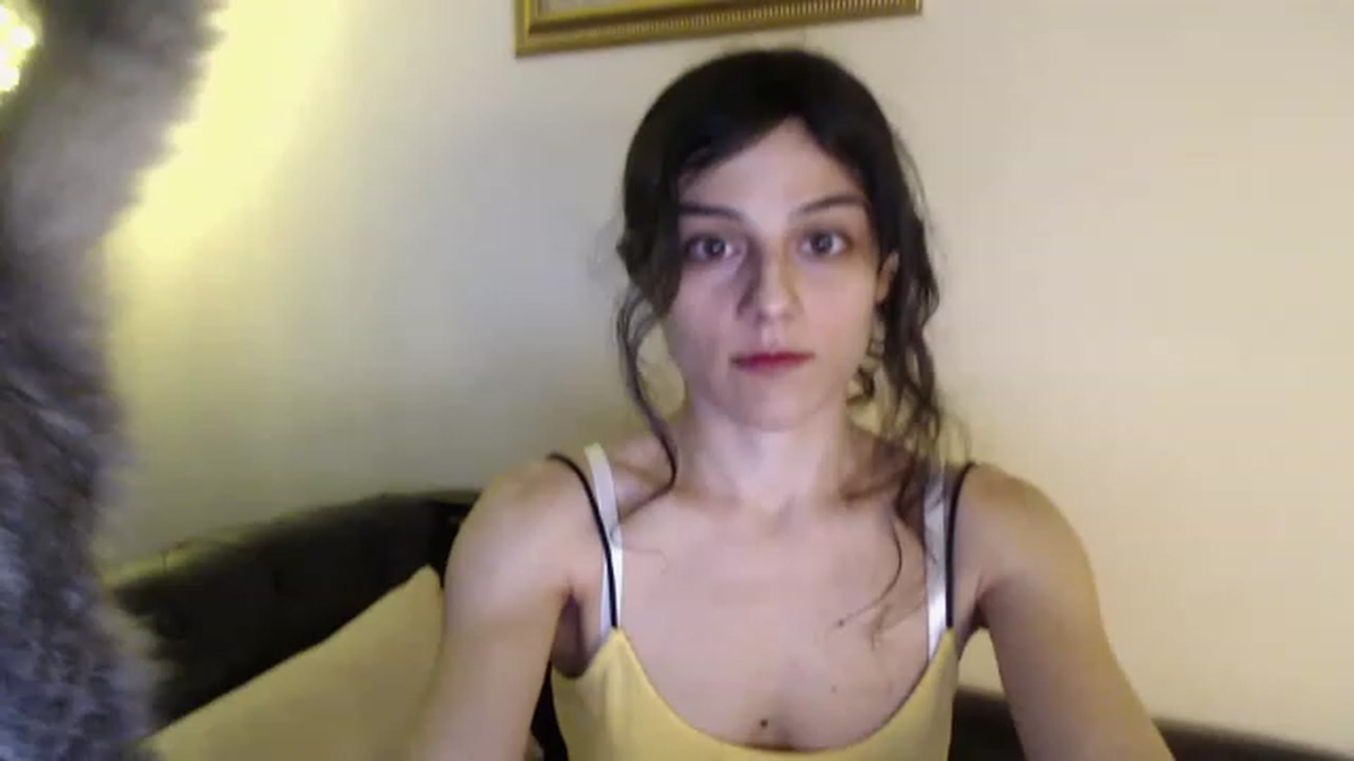 Gallery image thumbnail from The_Dani's myfreecams stream on, 04/01/2023, 07:50 image 17 of 20