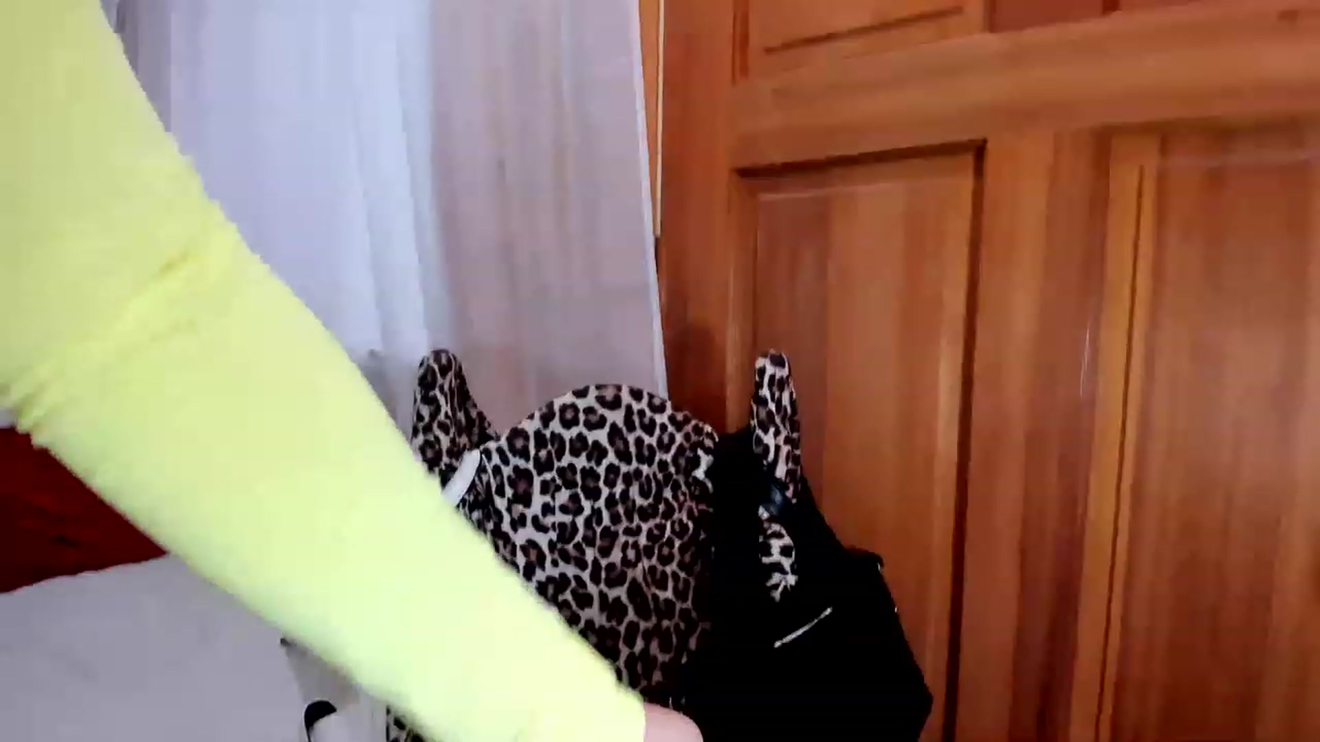 Gallery image thumbnail from The__GOAT's myfreecams stream on, 03/06/2023, 22:45 image 3 of 20