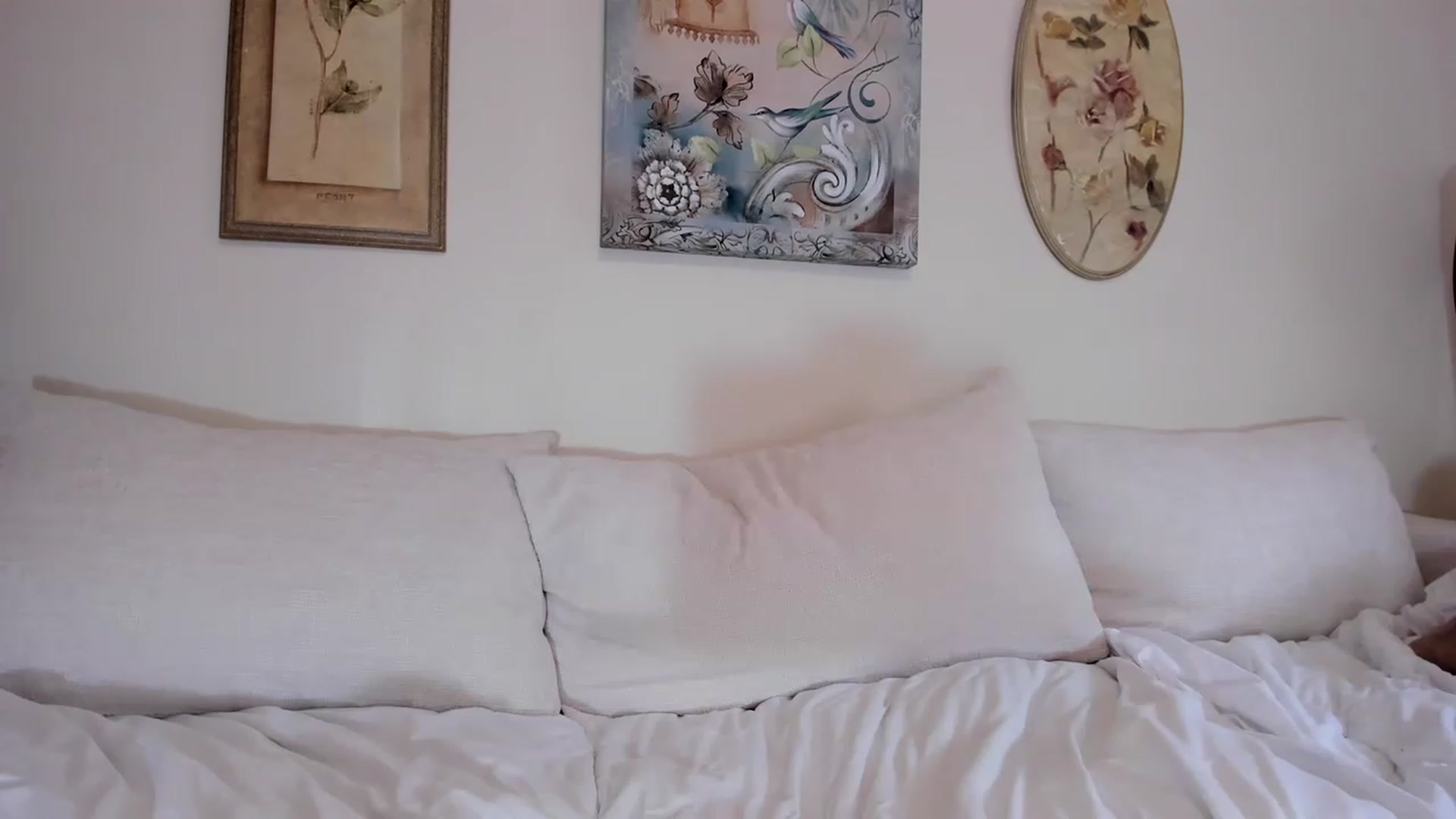 Gallery image thumbnail from The__GOAT's myfreecams stream on, 03/26/2023, 17:38 image 19 of 20
