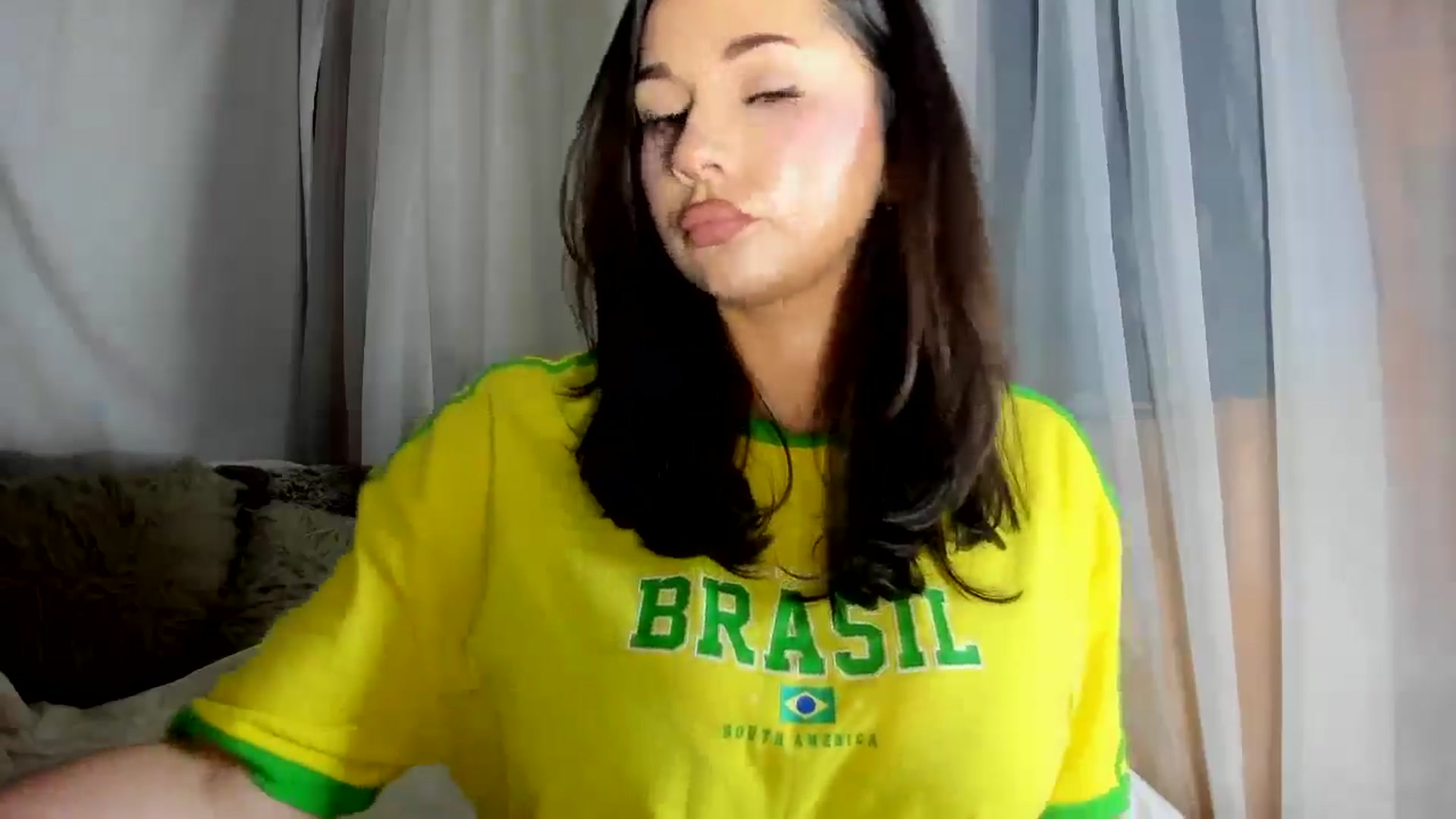 Gallery image thumbnail from The__GOAT's myfreecams stream on, 04/02/2025, 18:59 image 4 of 20