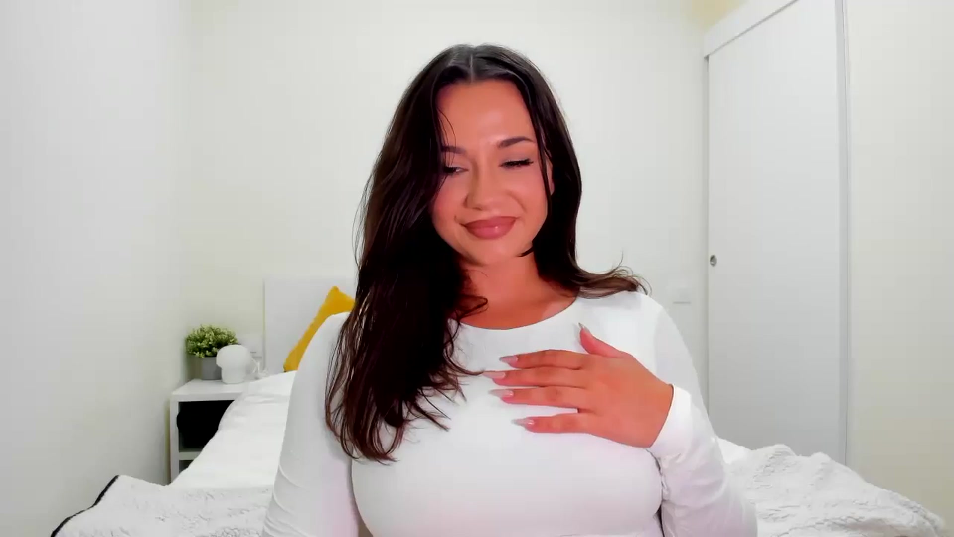 Gallery image thumbnail from The__GOAT's myfreecams stream on, 06/21/2025, 19:47 image 10 of 20