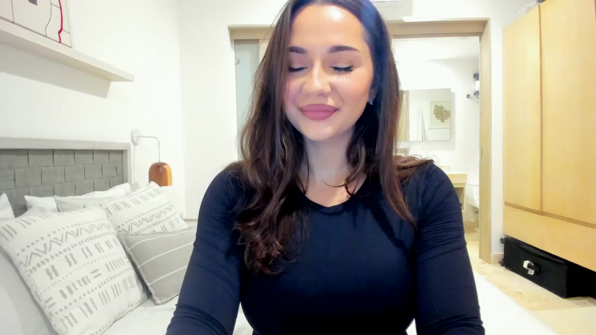 Gallery image thumbnail from The__GOAT's myfreecams stream on, 08/25/2025, 20:01 image 1 of 20