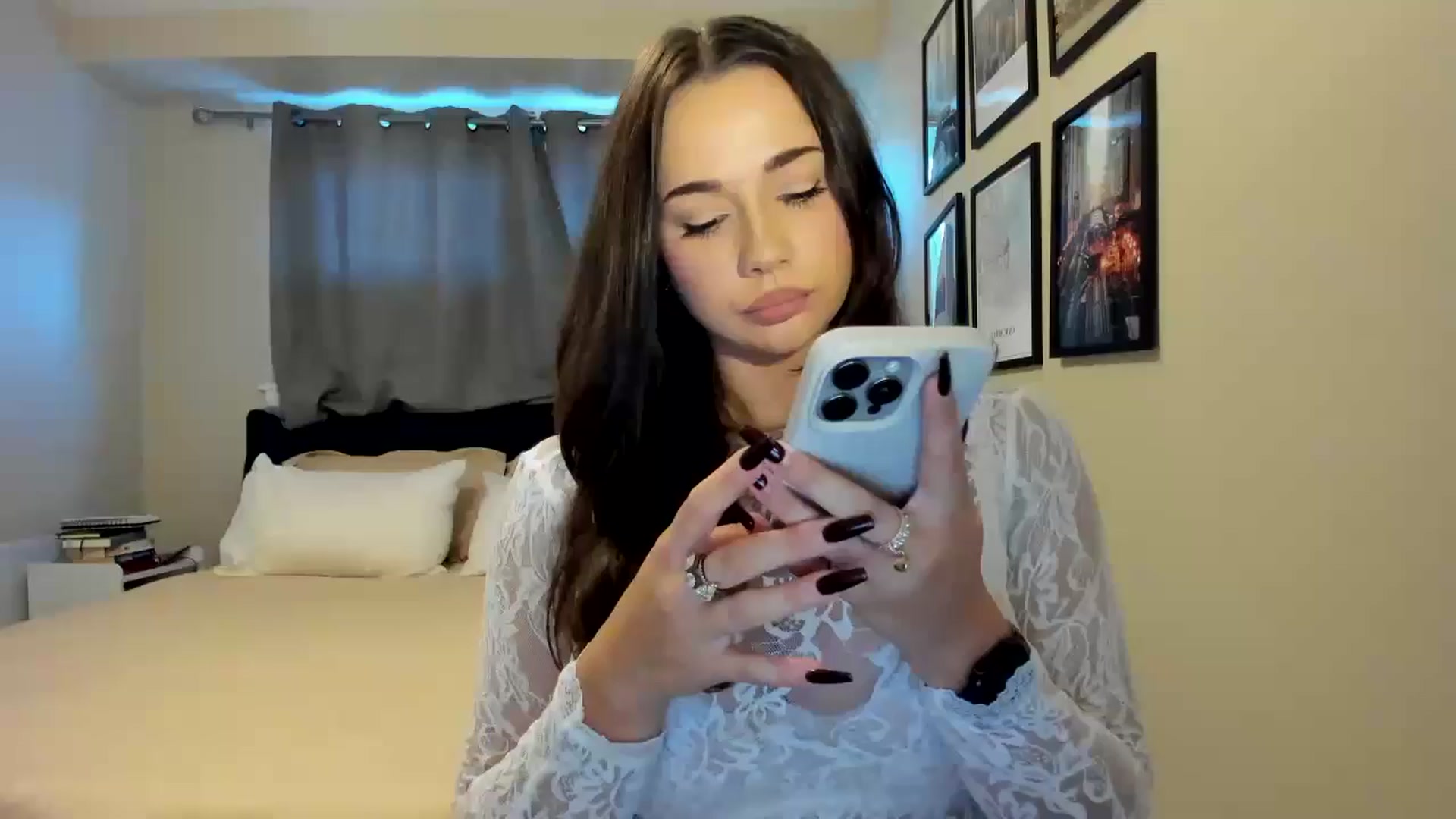 Gallery image thumbnail from The__GOAT's myfreecams stream on, 10/02/2025, 17:59 image 3 of 20