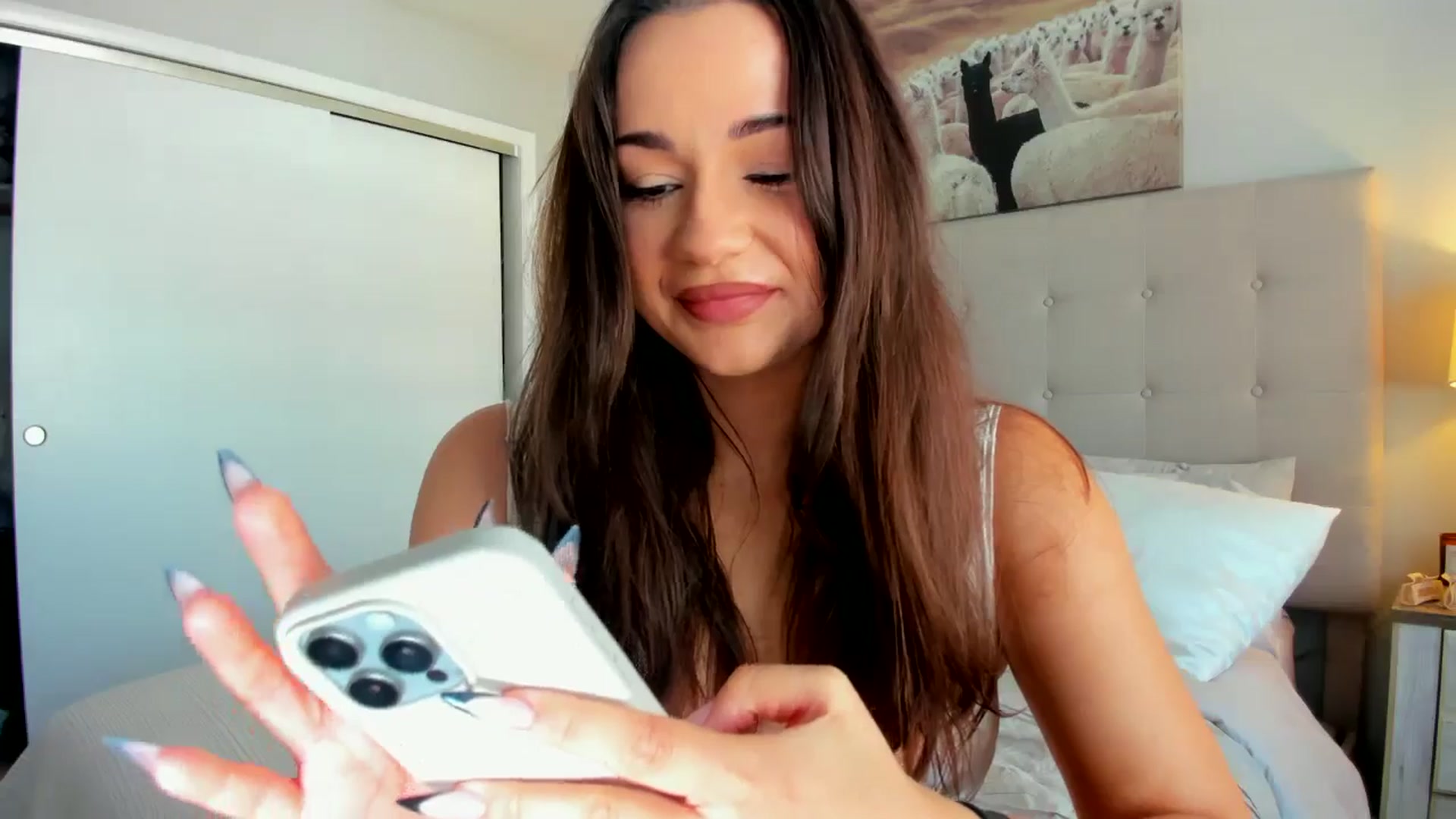 Gallery image thumbnail from The__GOAT's myfreecams stream on, 11/01/2025, 15:40 image 14 of 20