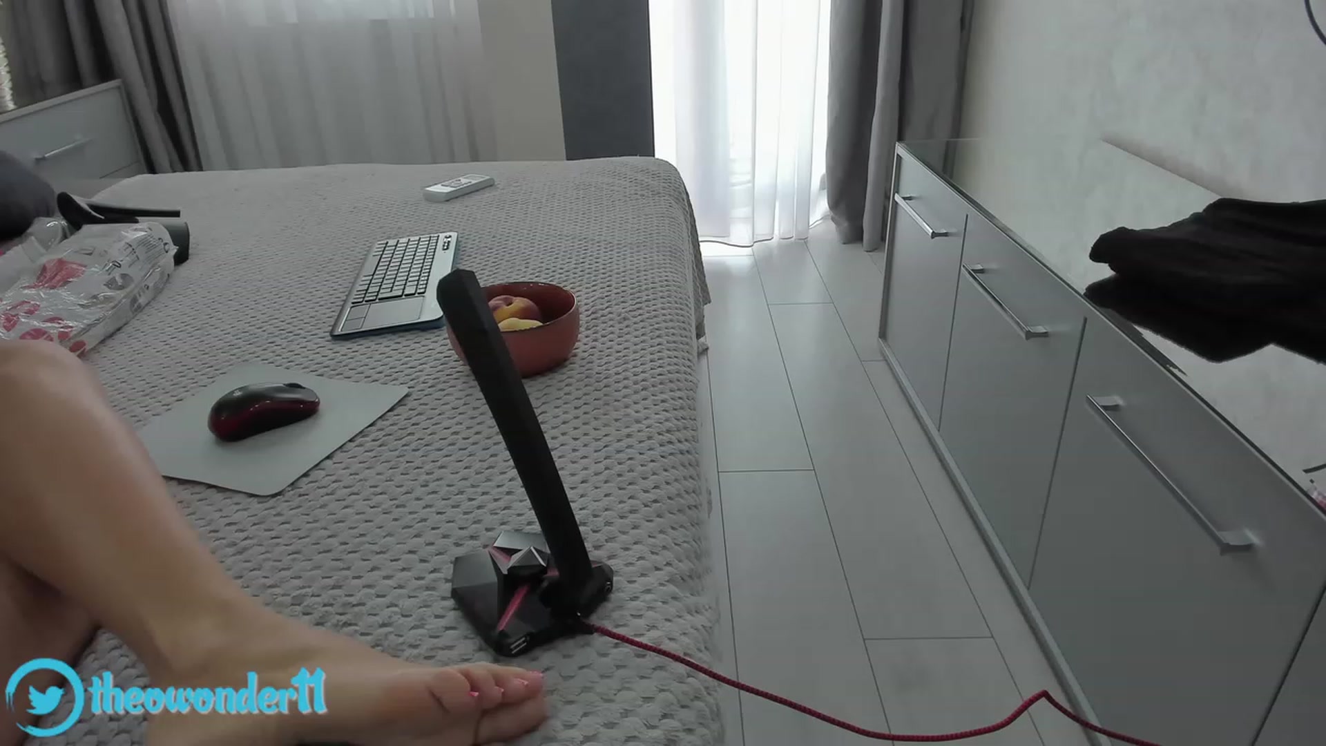 Gallery image thumbnail from Theowonder's myfreecams stream on, 06/11/2023, 10:53 image 19 of 20